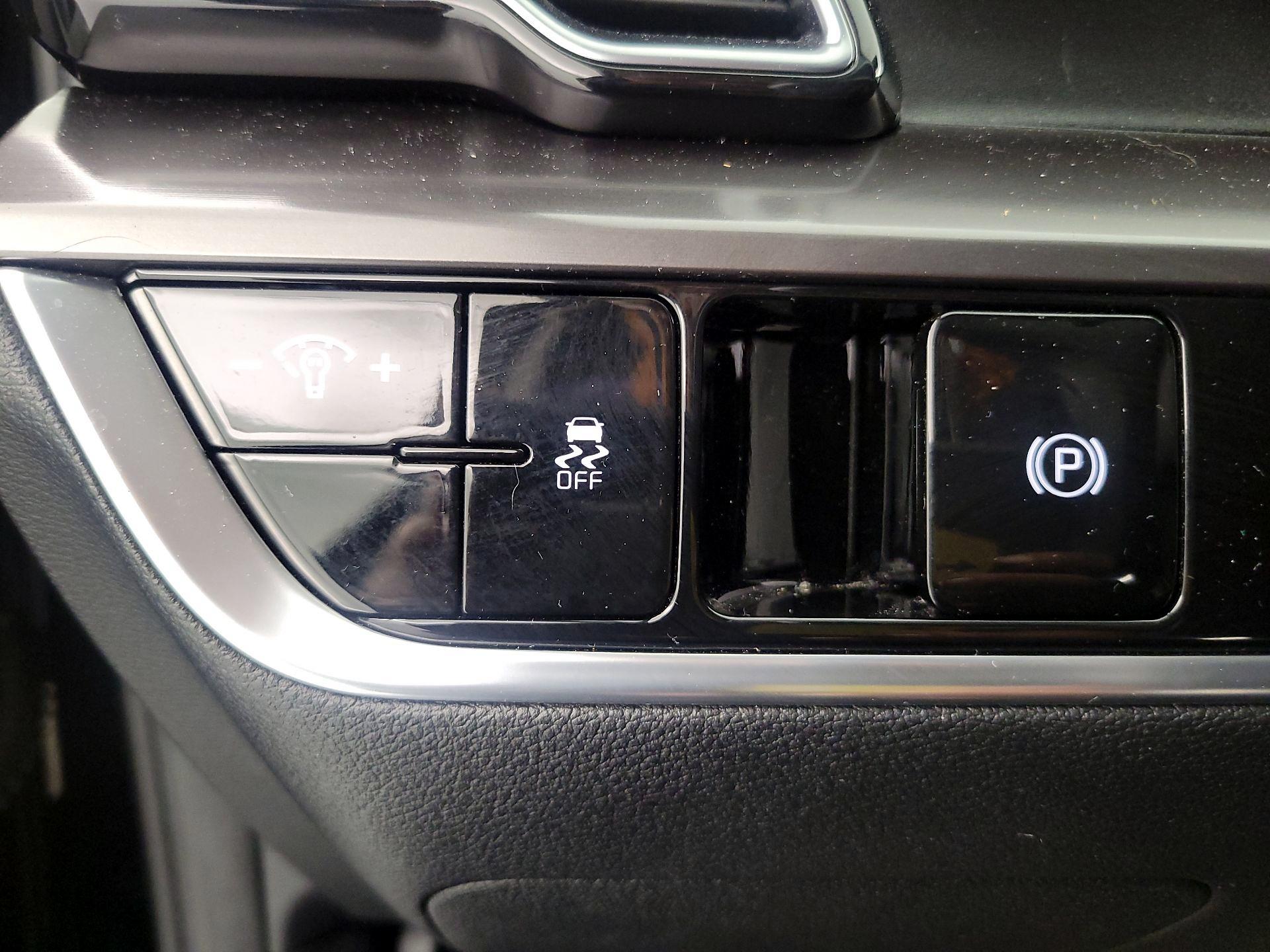 Thumbnail: 2023 Kia Sportage - 13