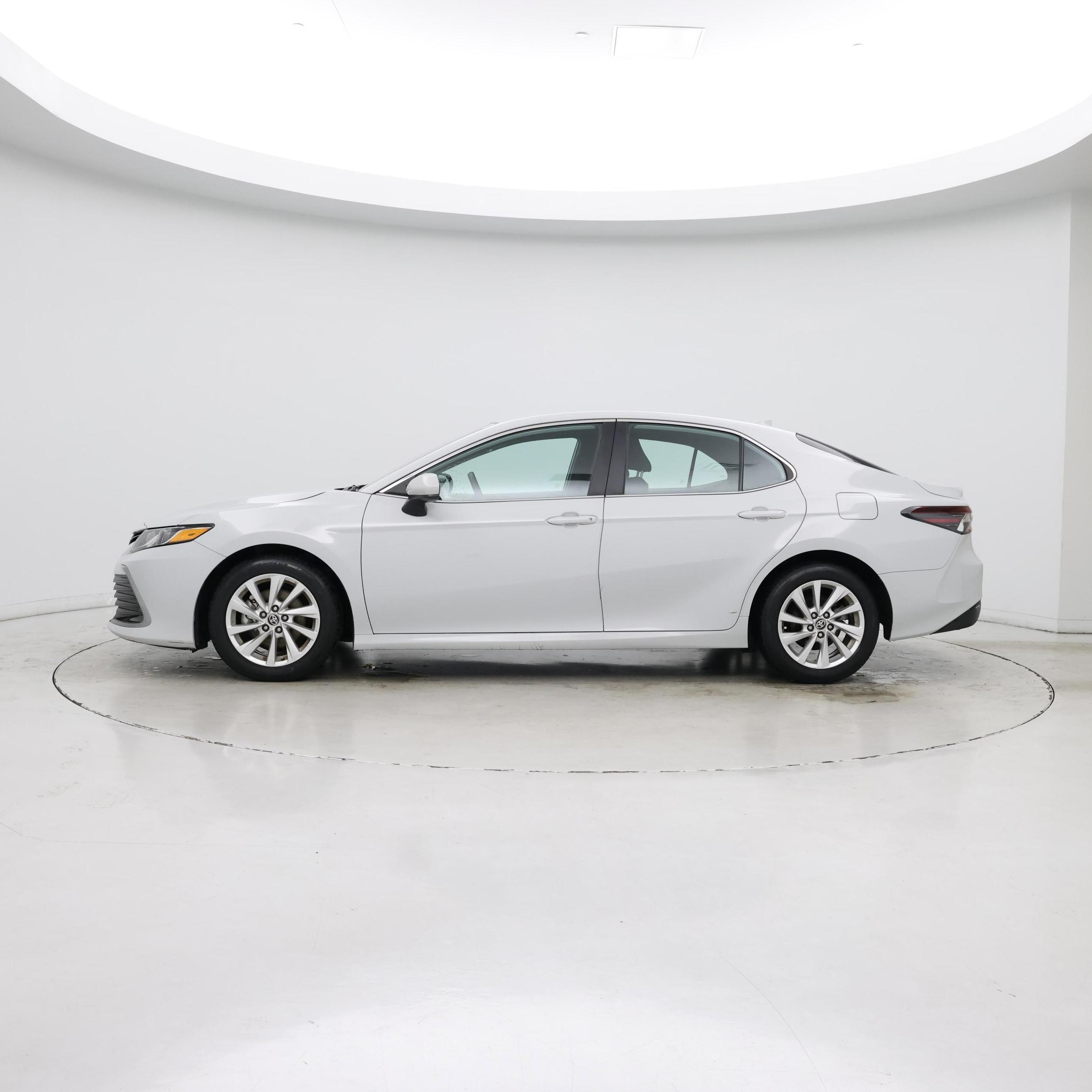 Thumbnail: 2024 Toyota Camry - 3