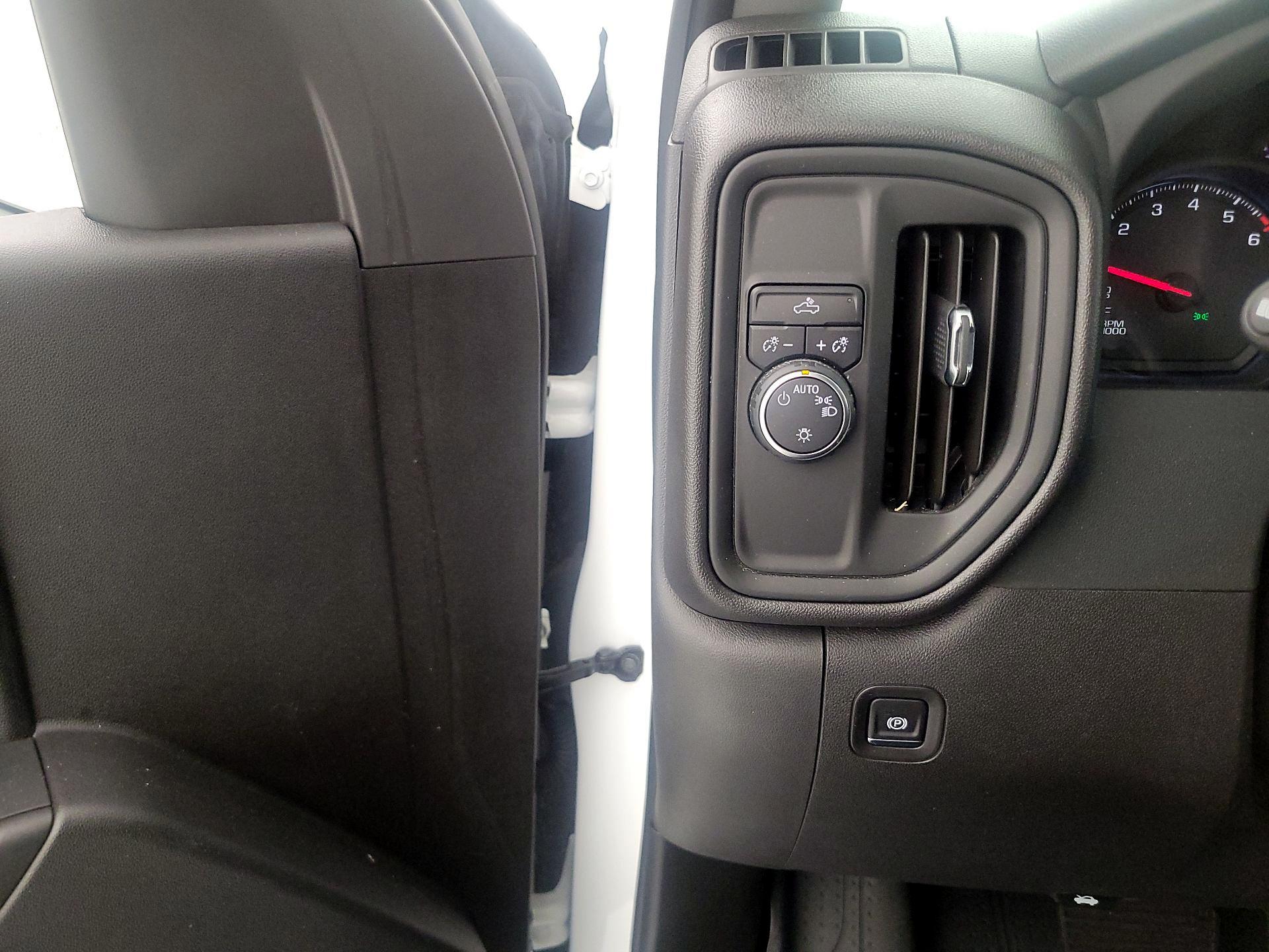 Thumbnail: 2024 Chevrolet Silverado 1500 - 13