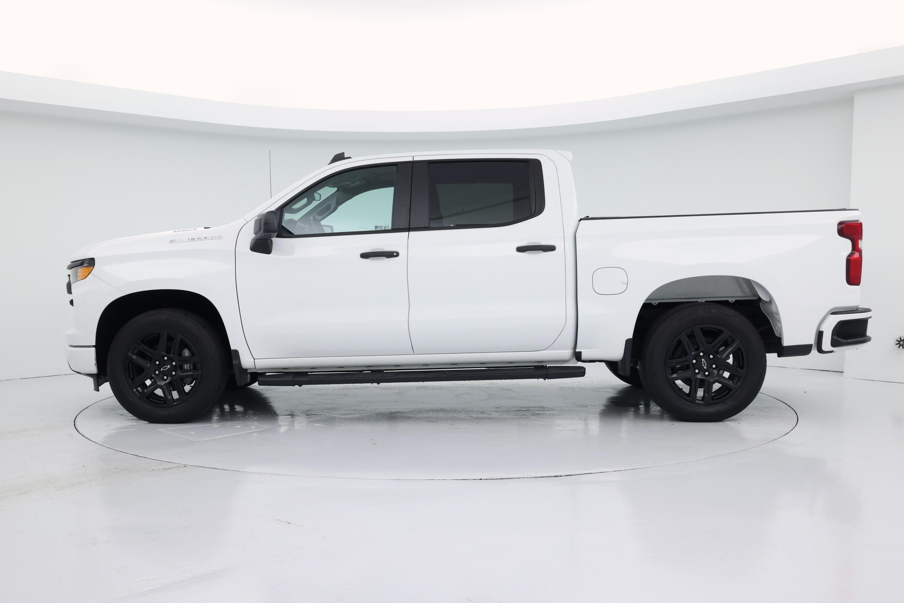 Thumbnail: 2024 Chevrolet Silverado 1500 - 3