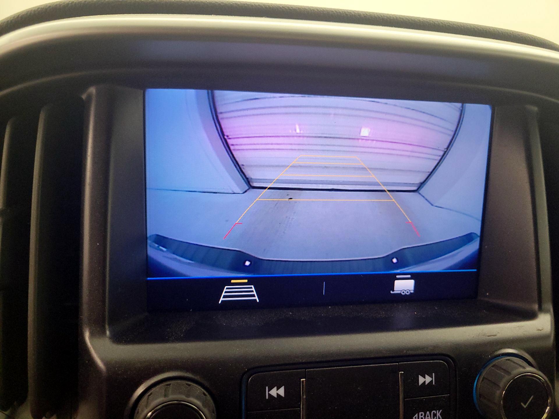 Thumbnail: 2022 Chevrolet Colorado - 14