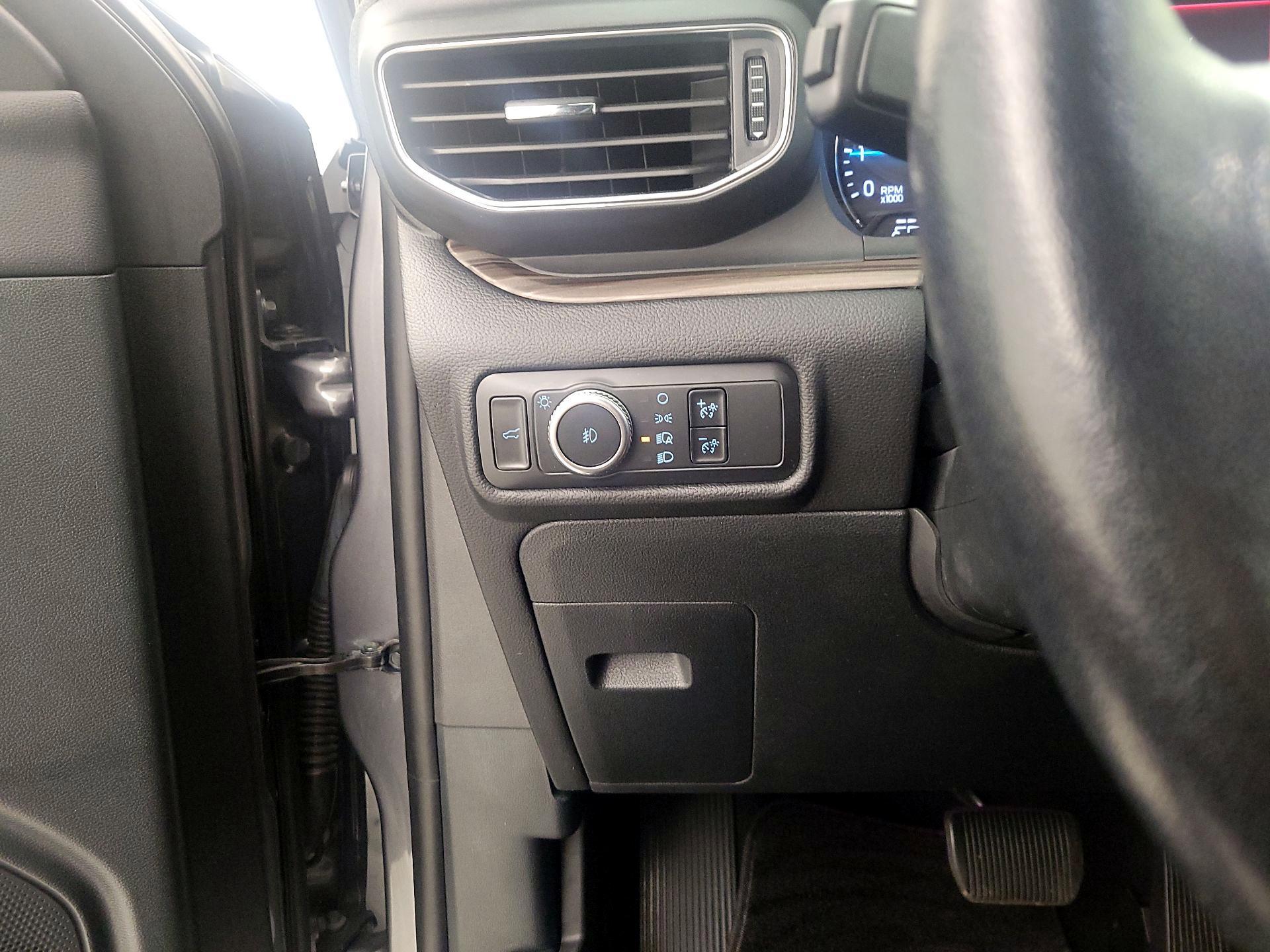 Thumbnail: 2021 Ford Explorer - 13