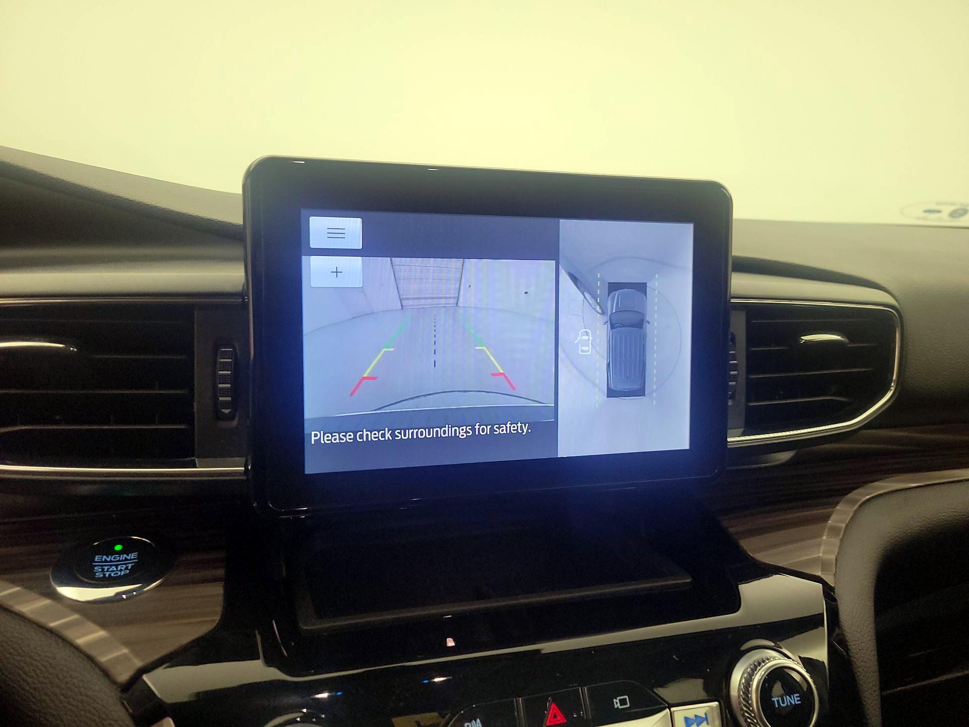 Thumbnail: 2021 Ford Explorer - 15