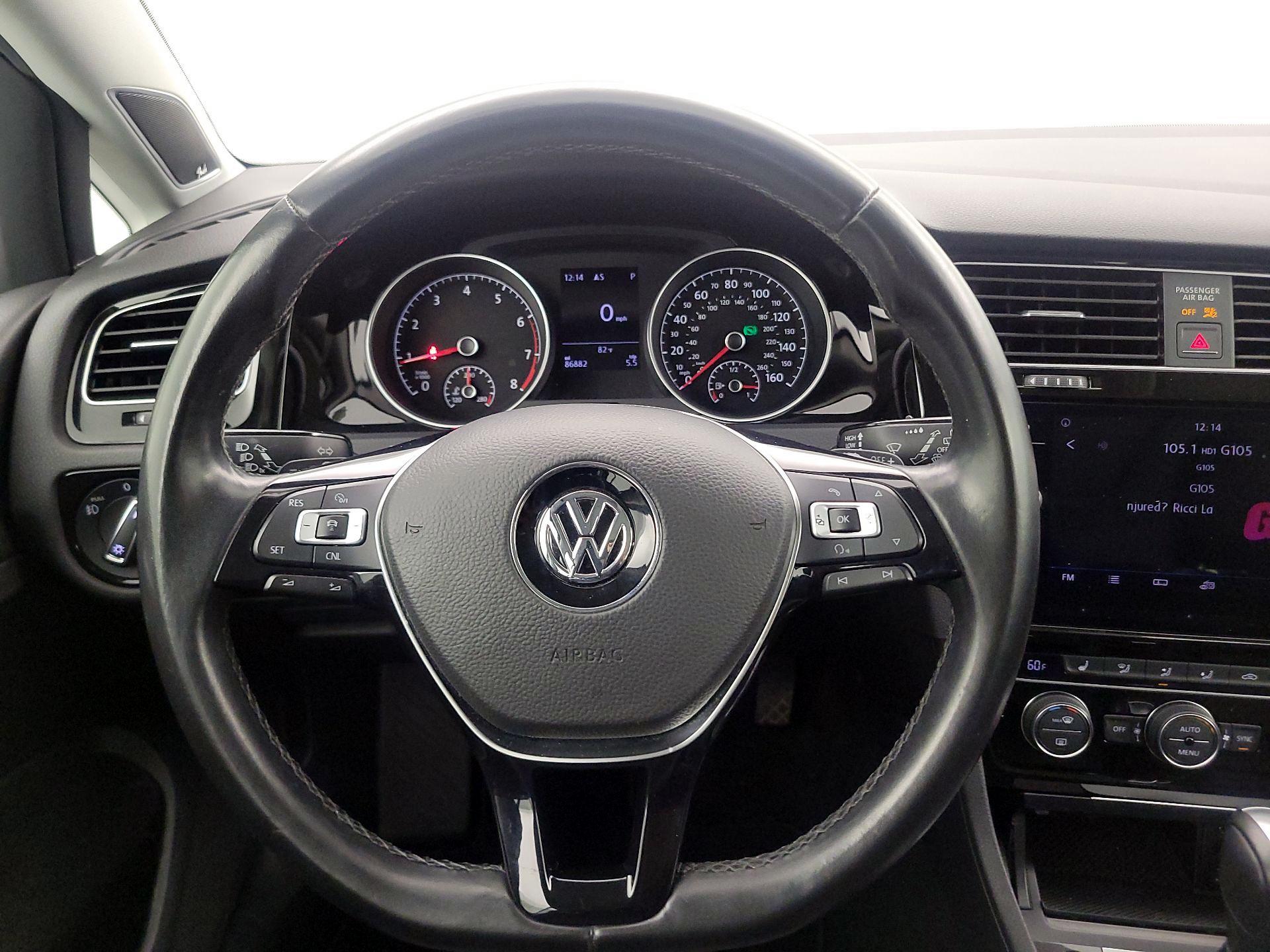 Thumbnail: 2018 Volkswagen Golf - 10