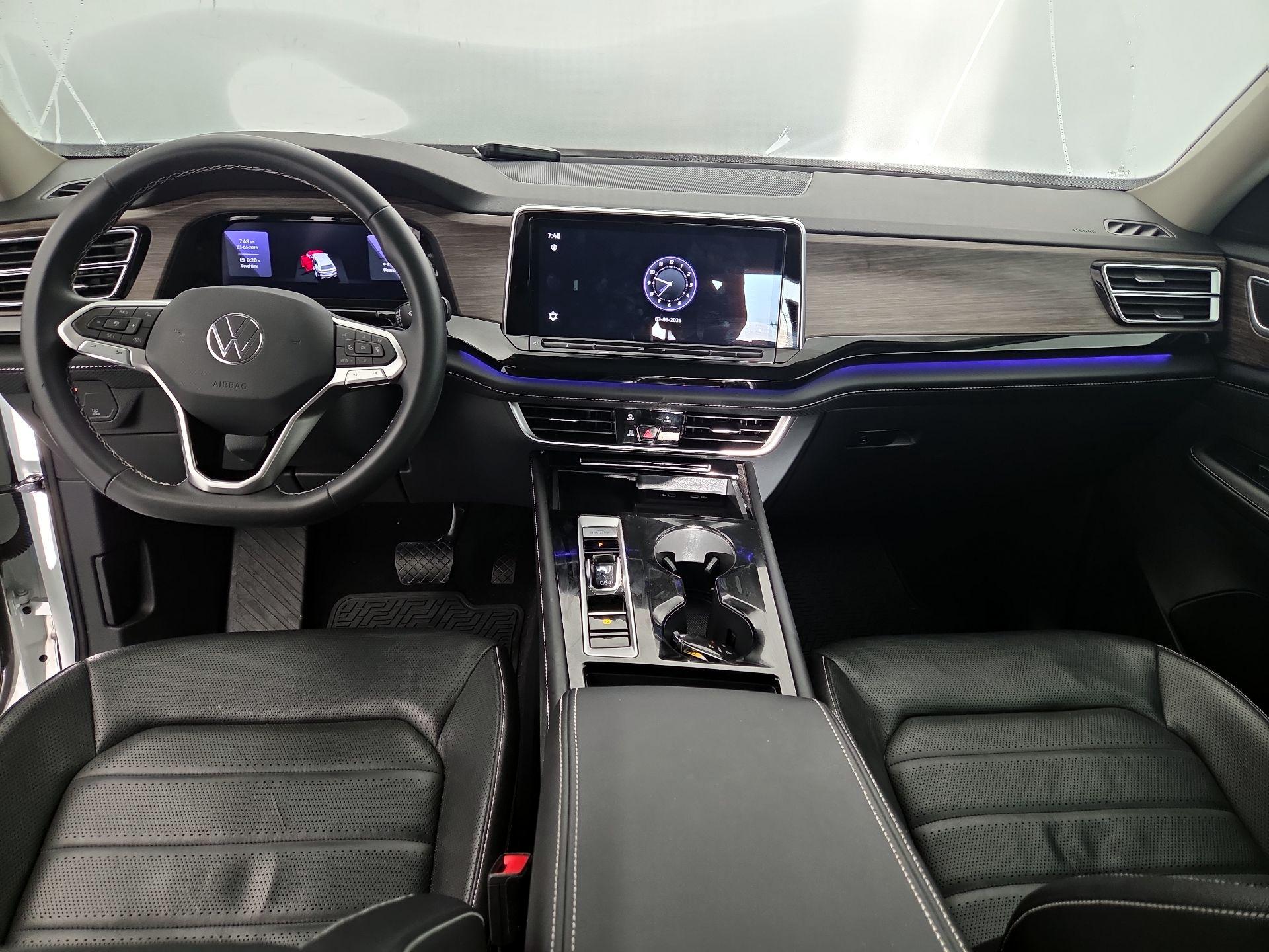 Thumbnail: 2024 Volkswagen Atlas - 9