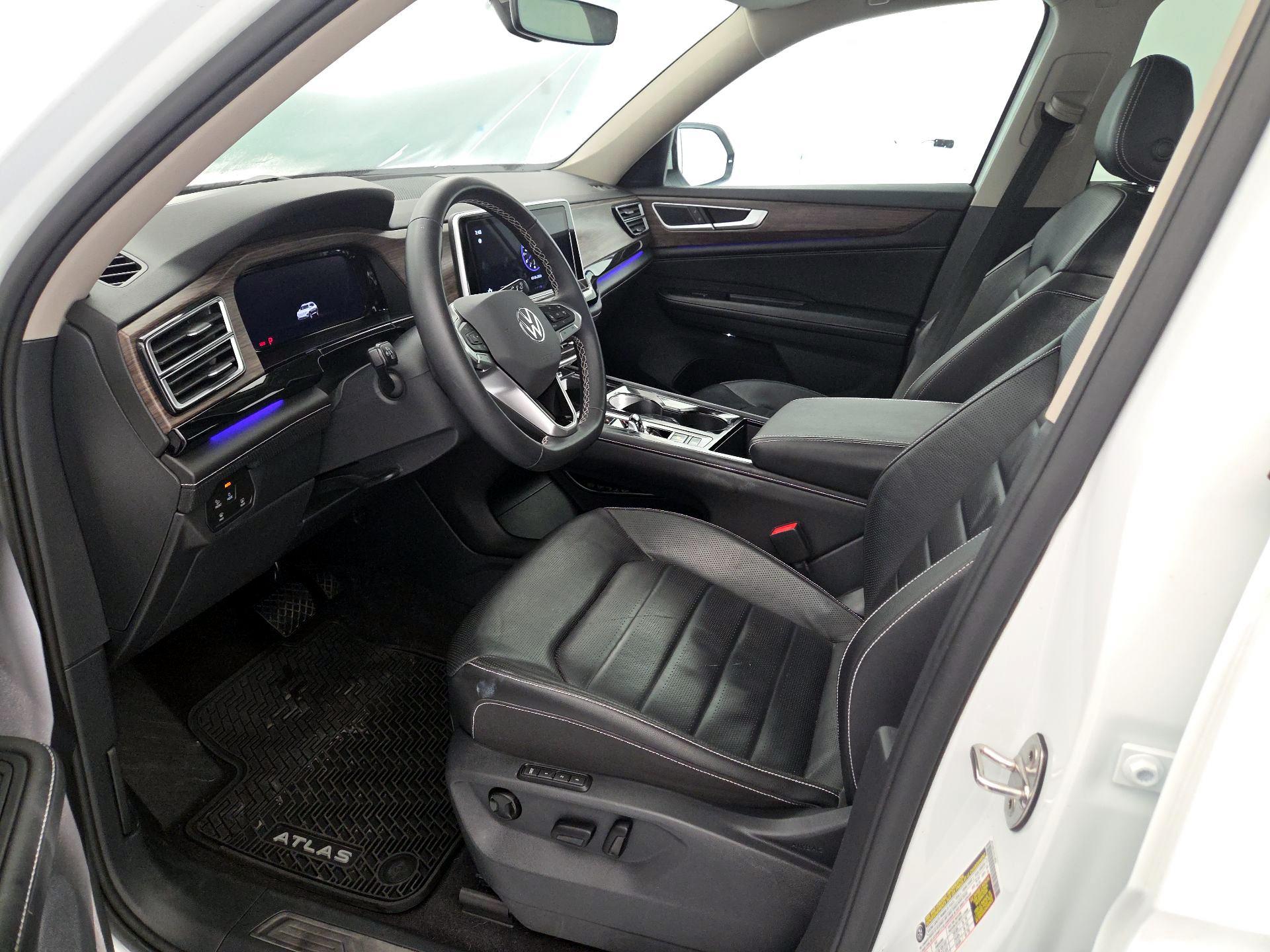 Thumbnail: 2024 Volkswagen Atlas - 11