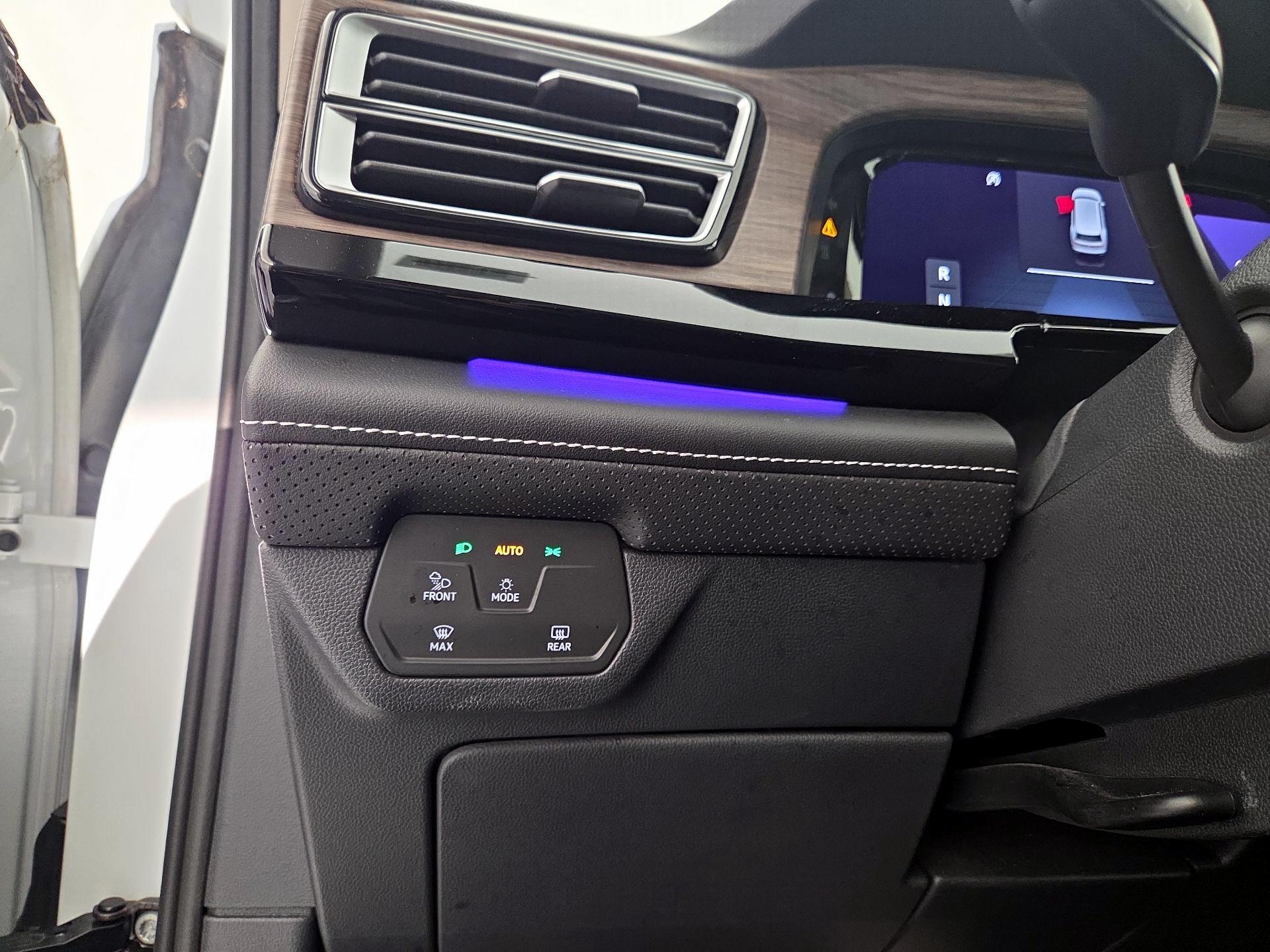 Thumbnail: 2024 Volkswagen Atlas - 13