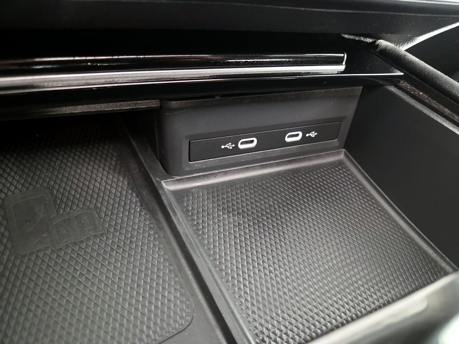 Thumbnail: 2024 Volkswagen Atlas - 19