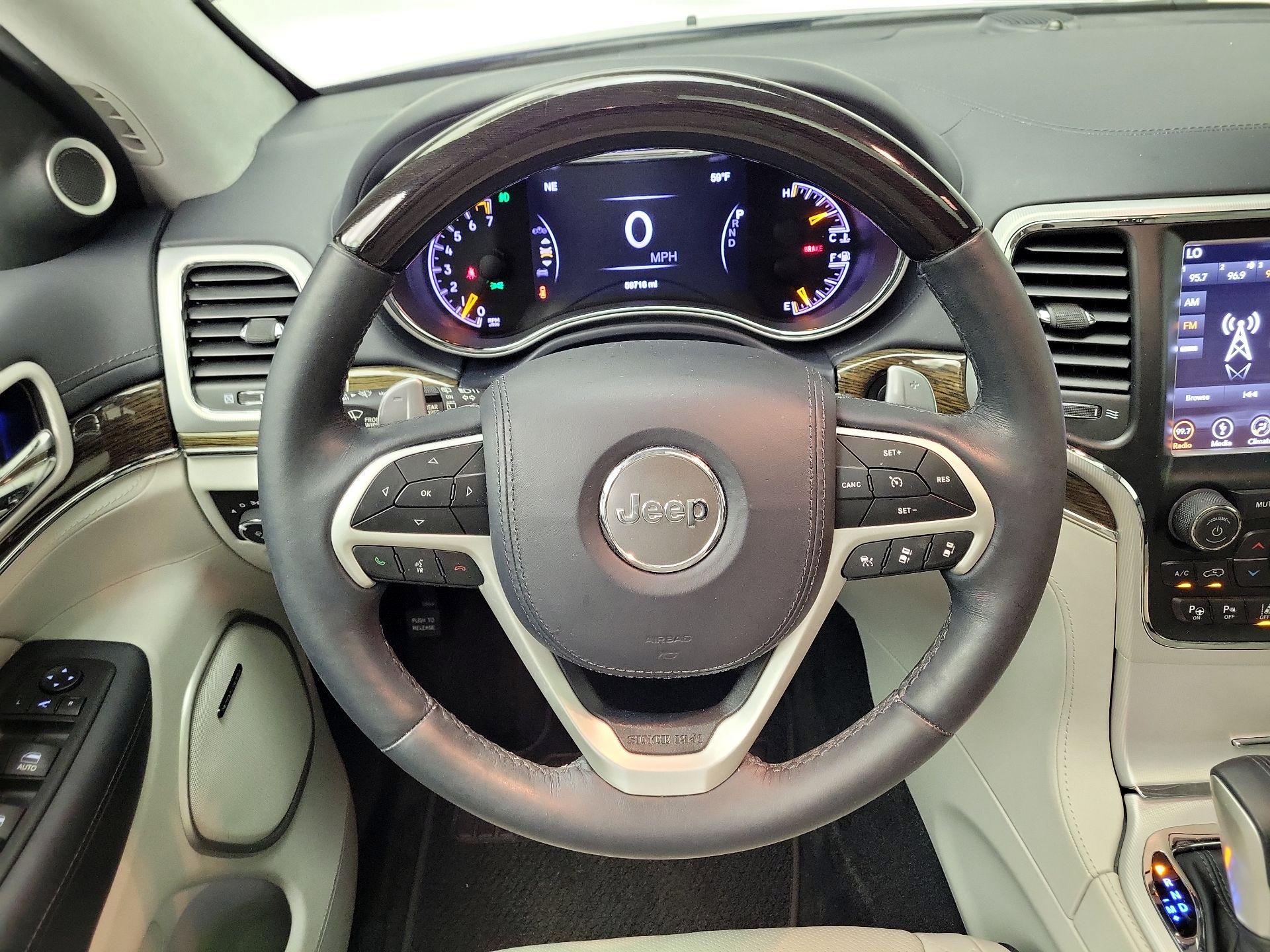 Thumbnail: 2018 Jeep Grand Cherokee - 10
