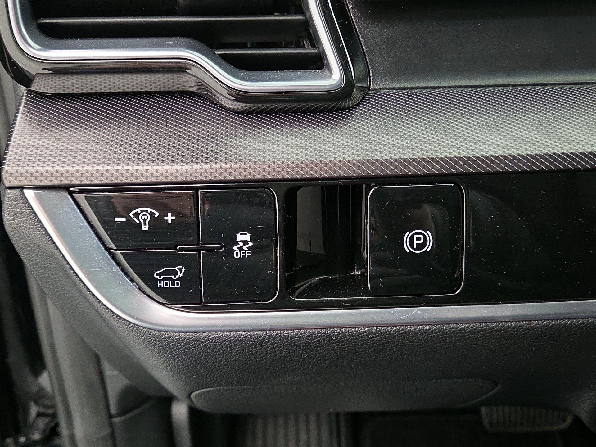 Thumbnail: 2024 Kia Sportage - 13