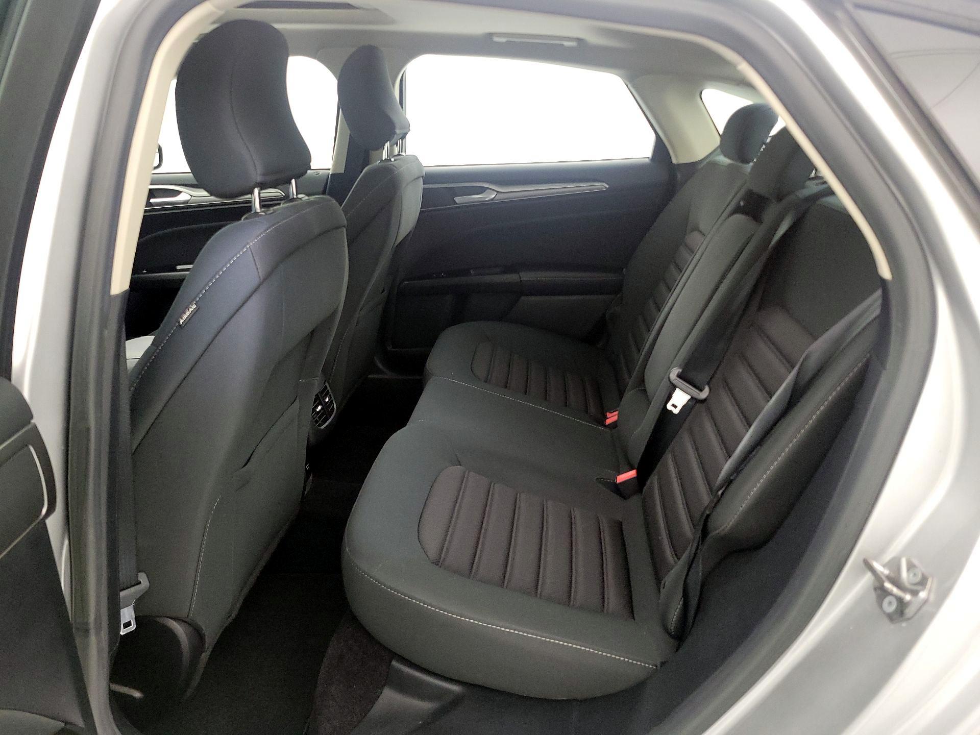 Thumbnail: 2017 Ford Fusion - 20