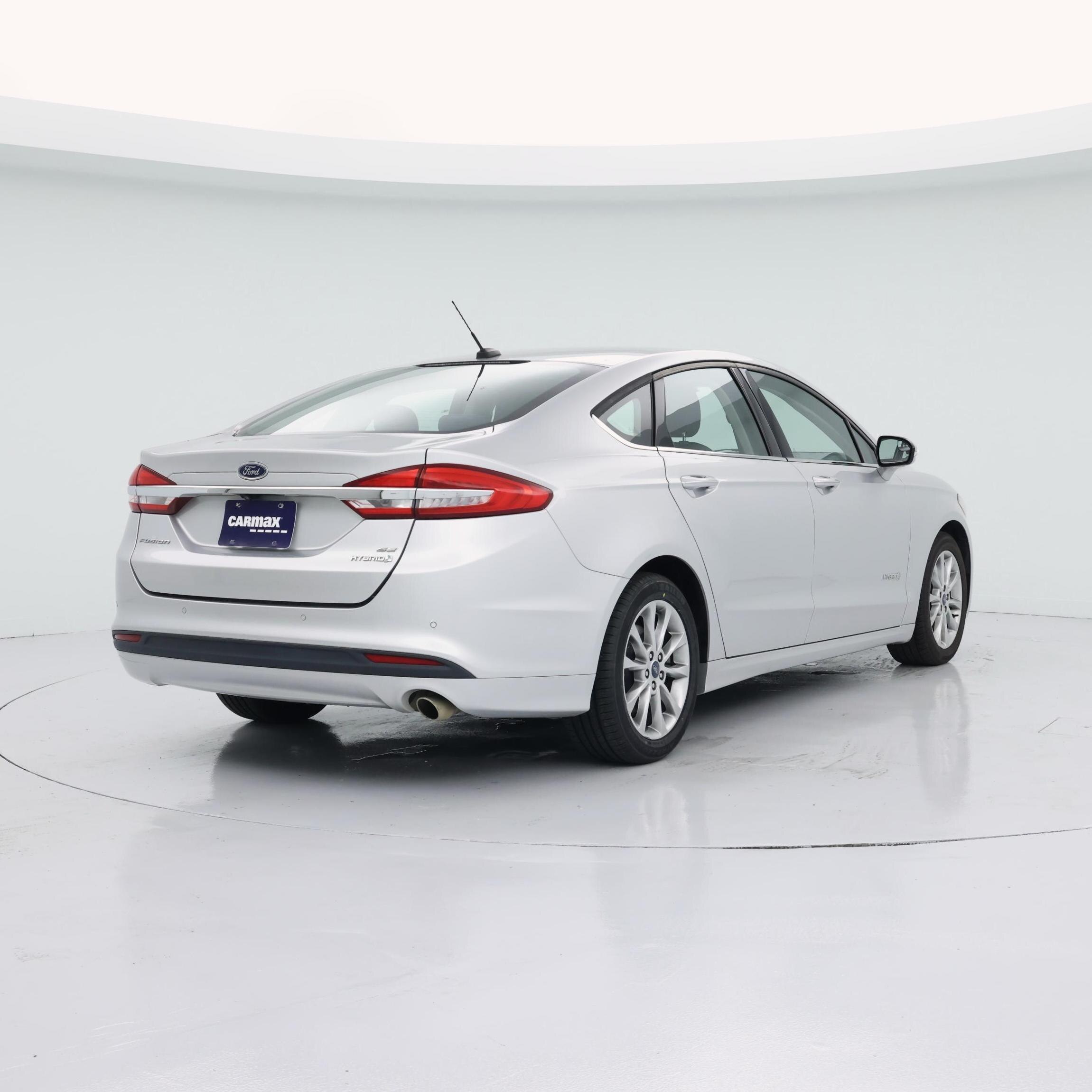 Thumbnail: 2017 Ford Fusion - 8