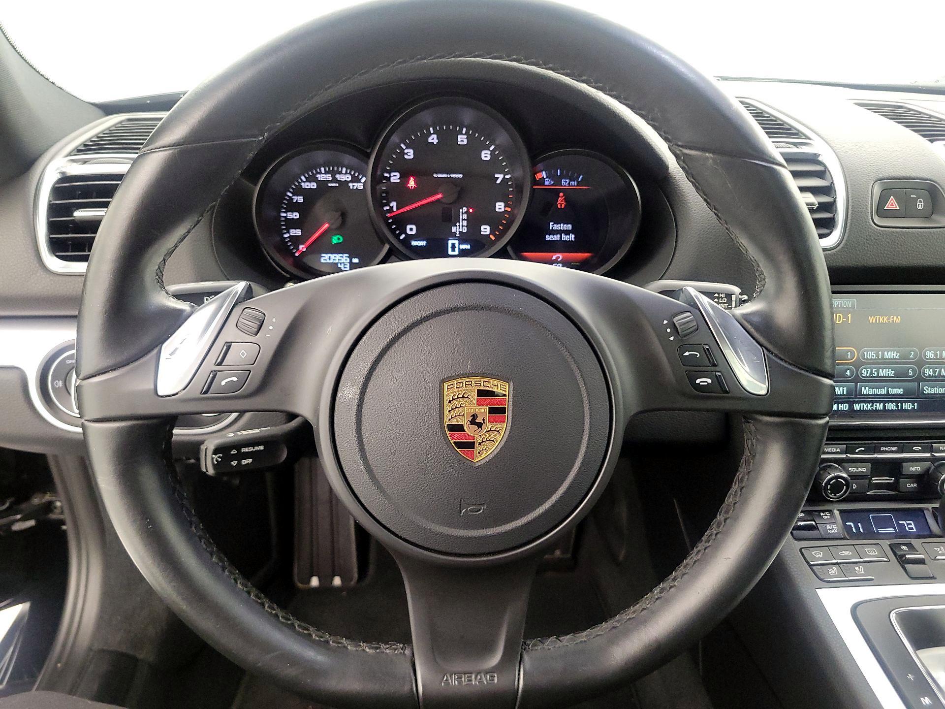 Thumbnail: 2016 Porsche Cayman - 10