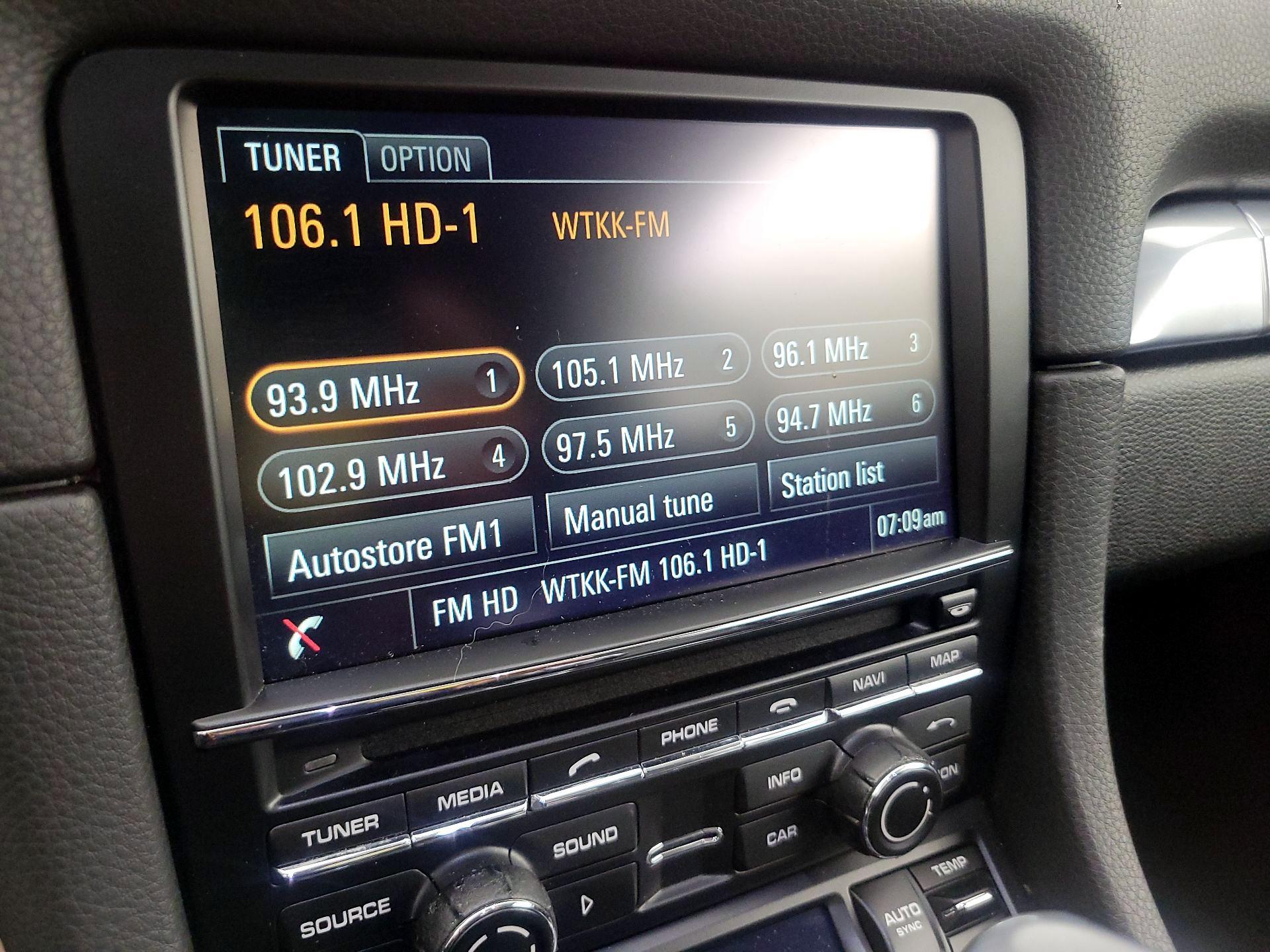 Thumbnail: 2016 Porsche Cayman - 15