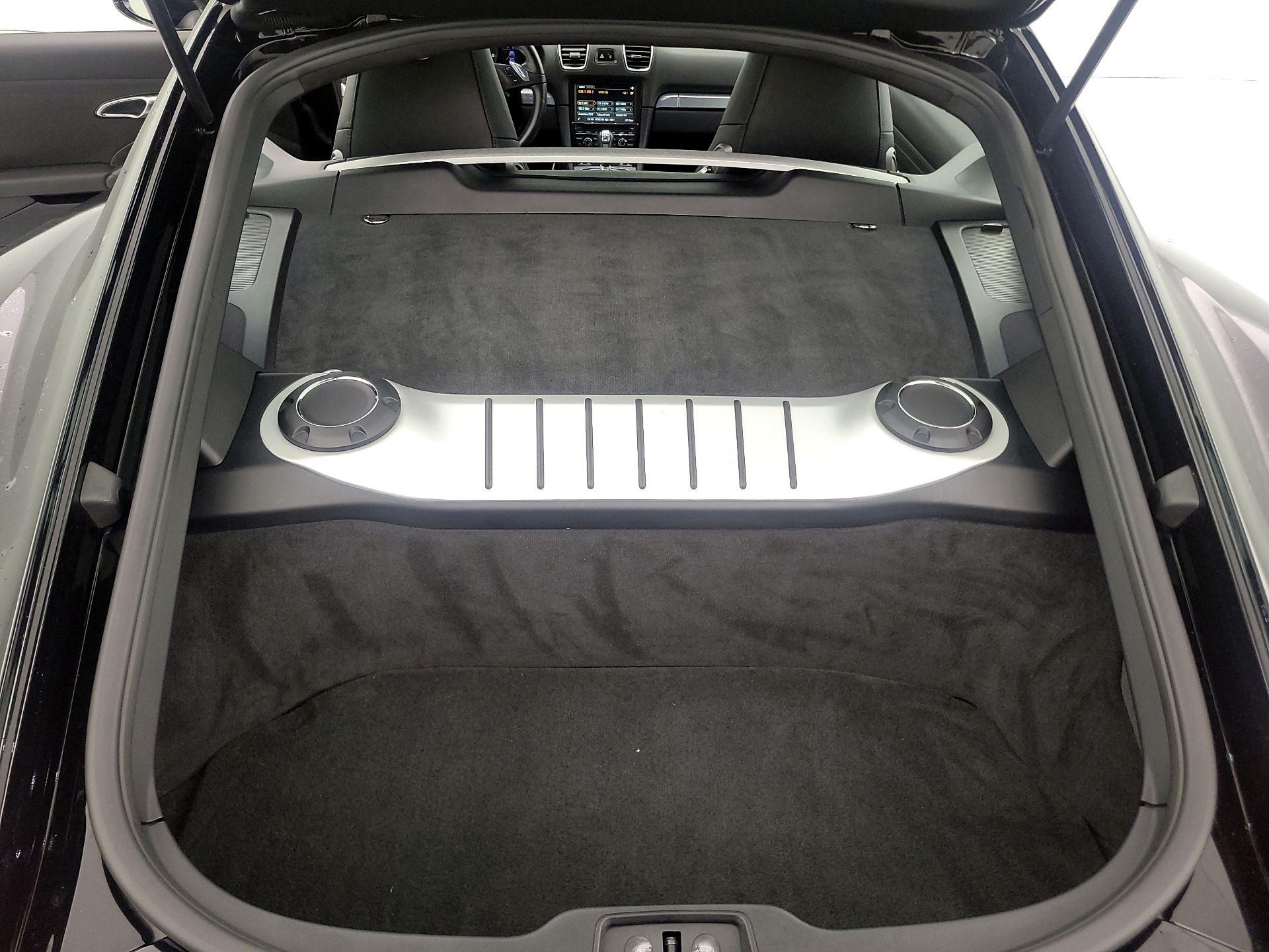 Thumbnail: 2016 Porsche Cayman - 19