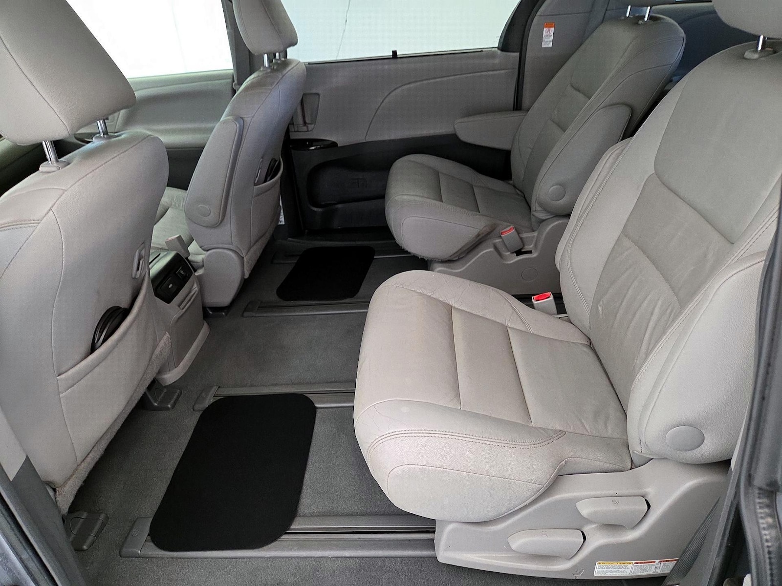 2016 Toyota Sienna XLE Premium - Photo 21