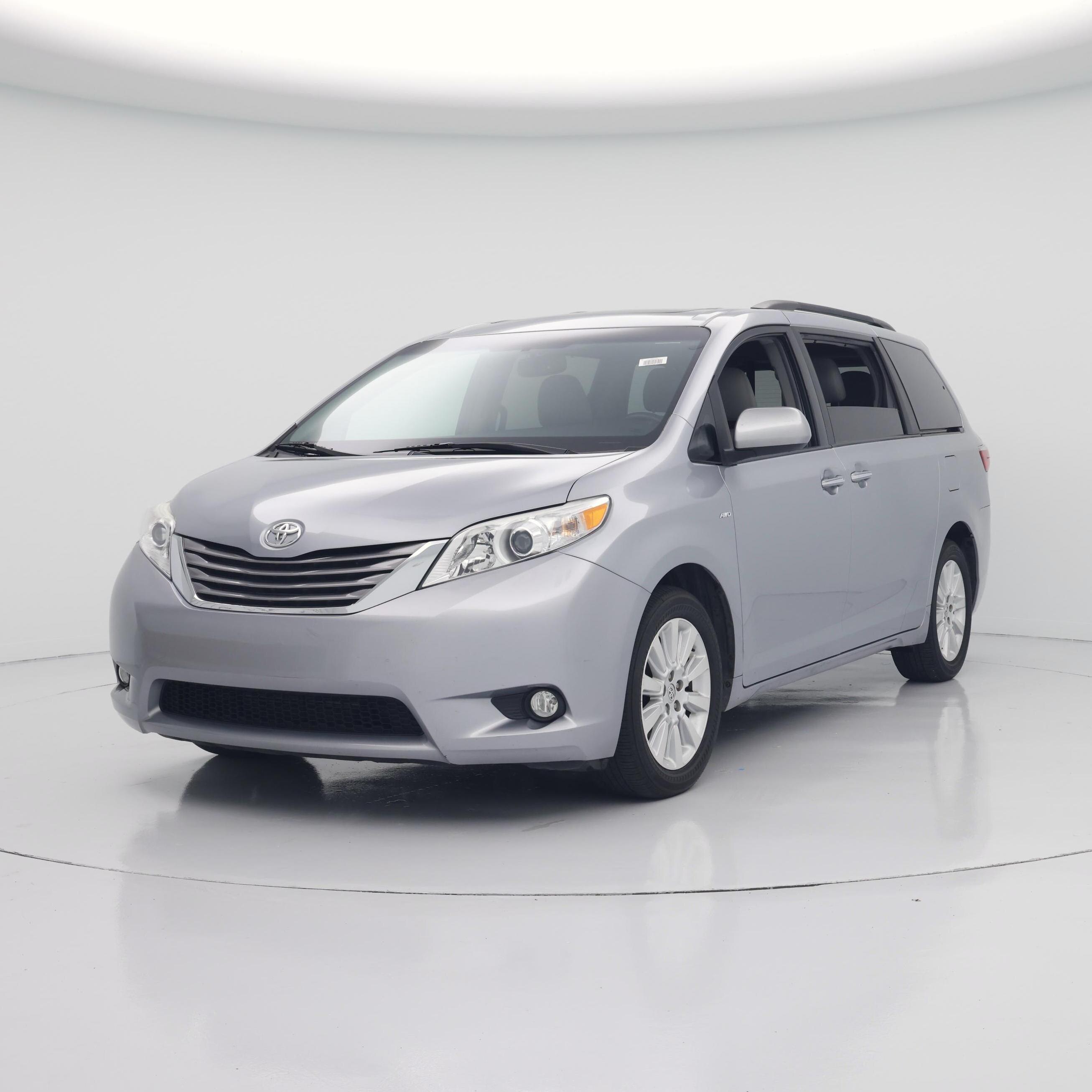 Thumbnail: 2016 Toyota Sienna - 4