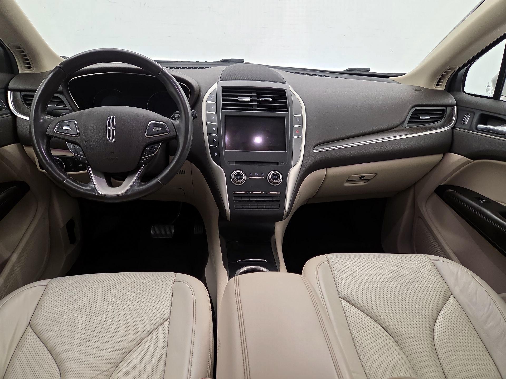 Thumbnail: 2017 Lincoln MKC - 9