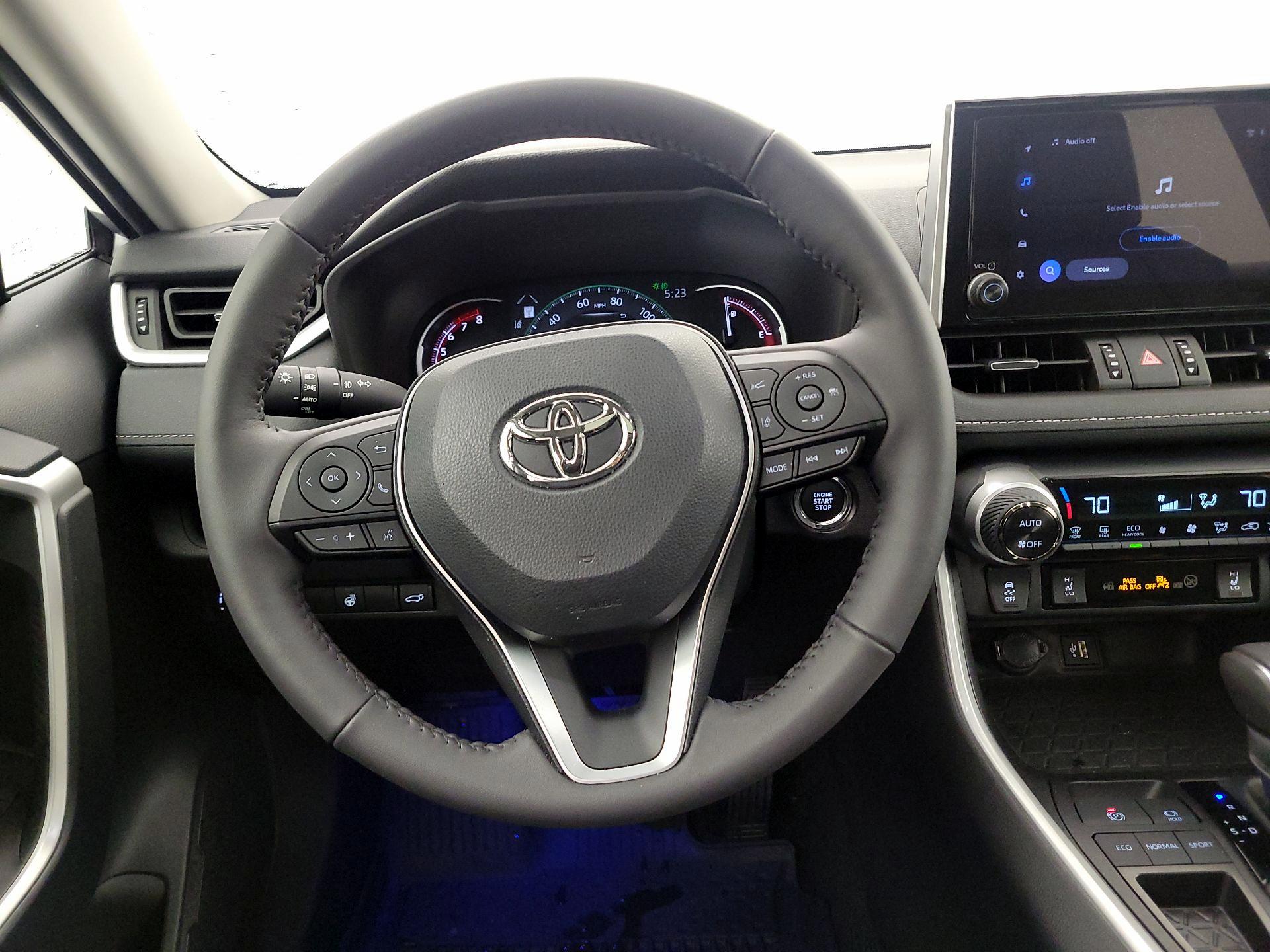 Thumbnail: 2024 Toyota RAV4 - 10