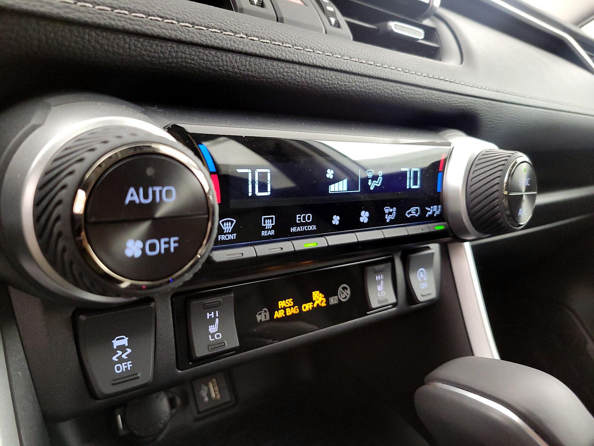 Thumbnail: 2024 Toyota RAV4 - 16