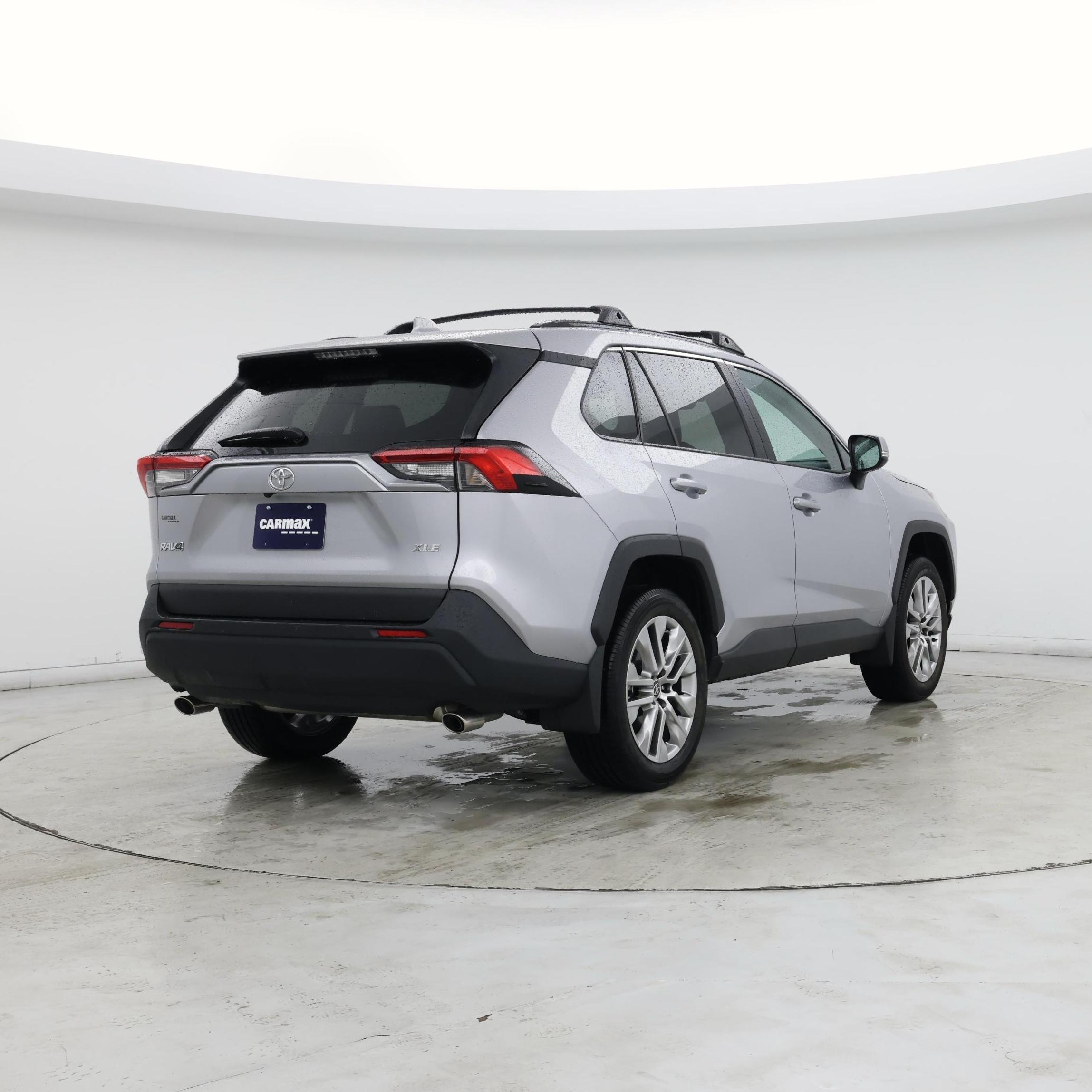 Thumbnail: 2024 Toyota RAV4 - 8