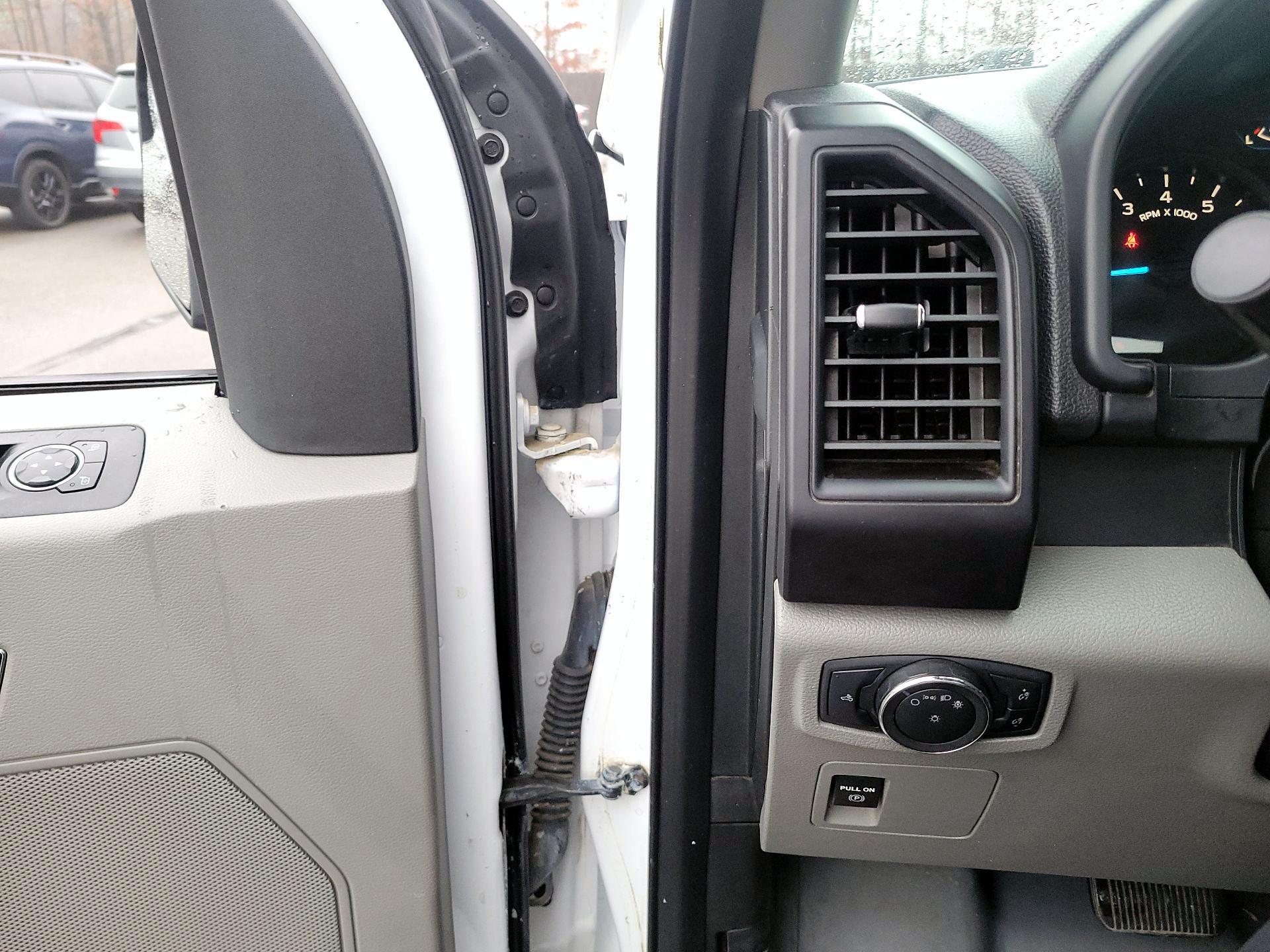 Thumbnail: 2018 Ford F-150 - 11