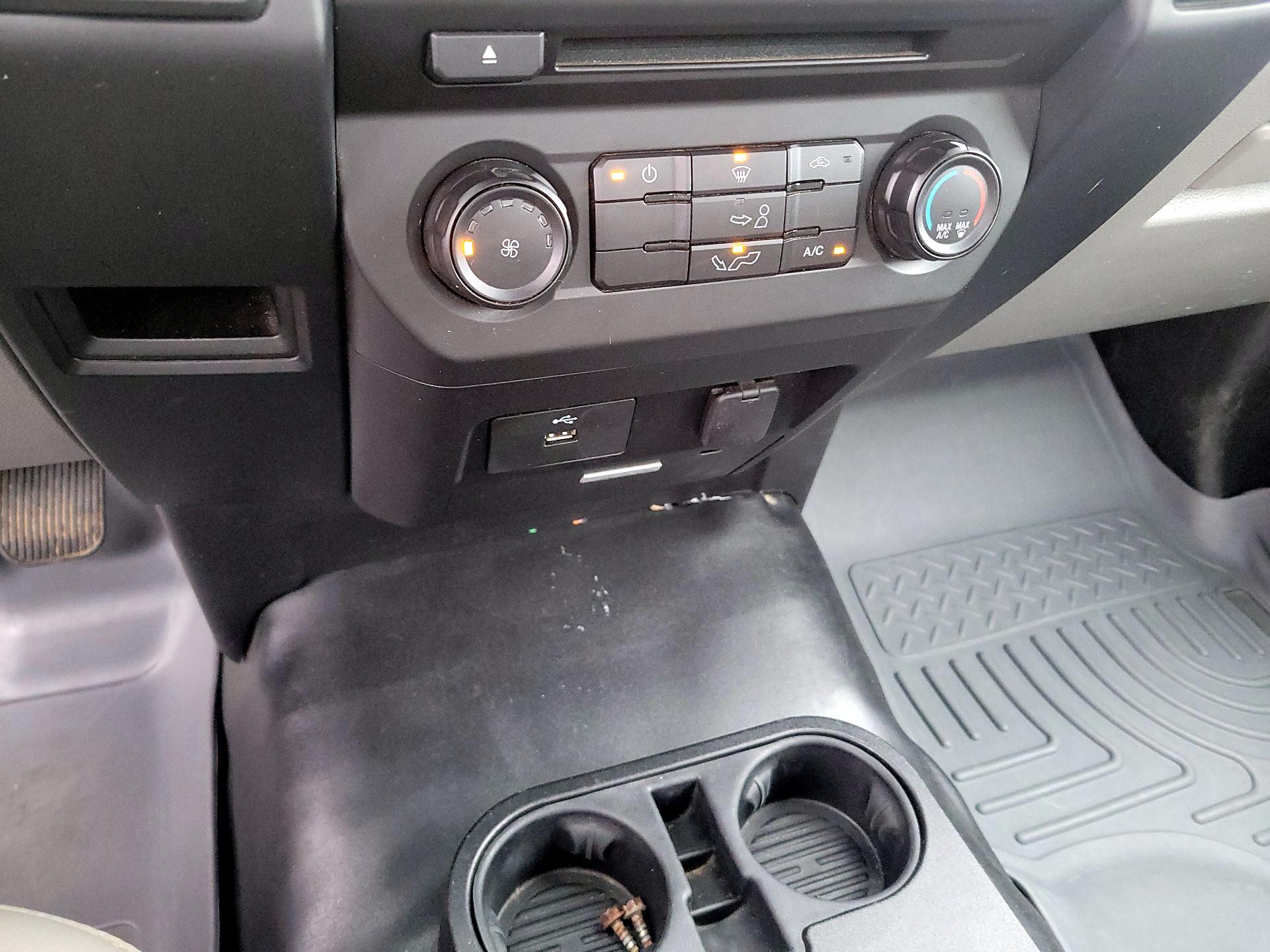 Thumbnail: 2018 Ford F-150 - 14