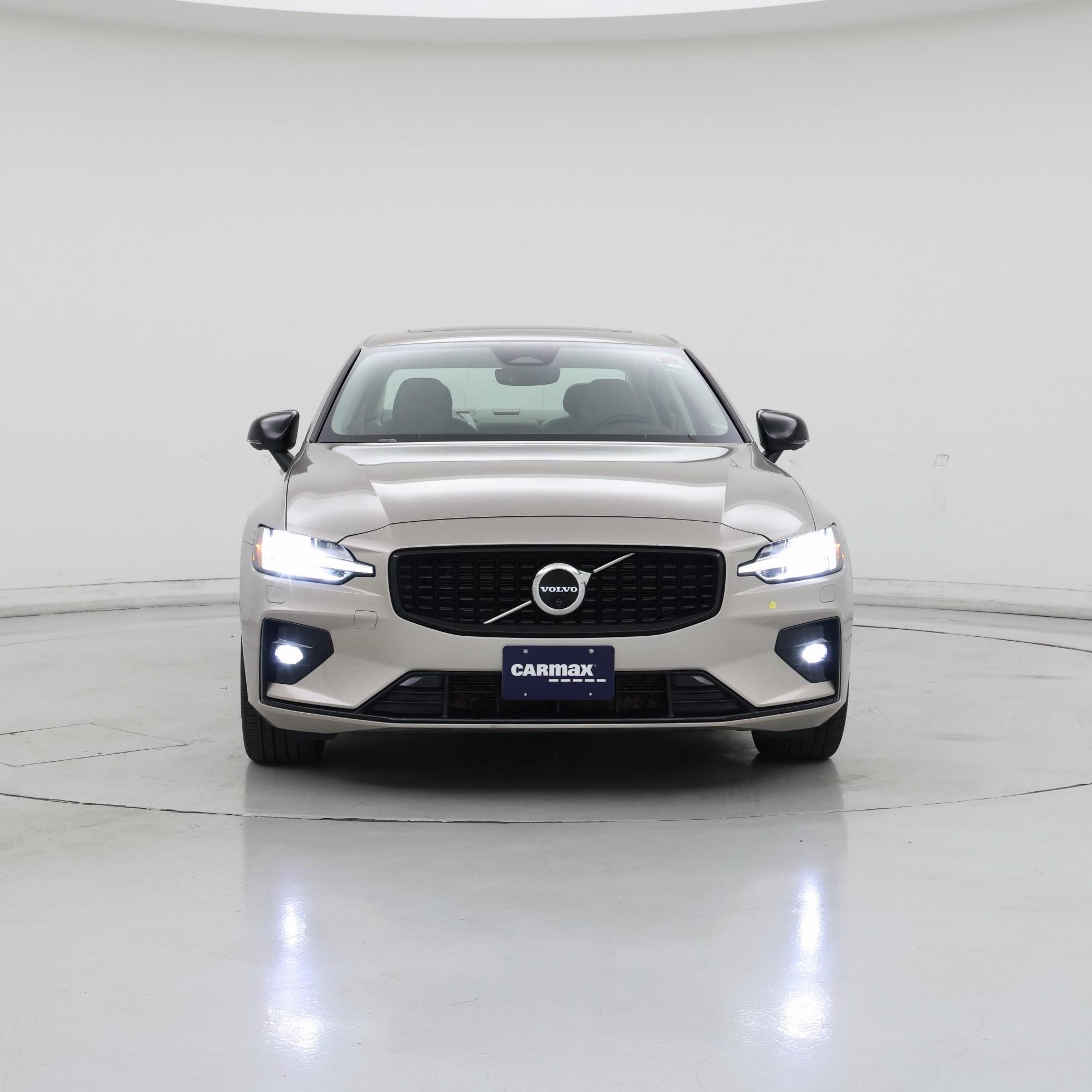 Thumbnail: 2023 Volvo S60 - 5
