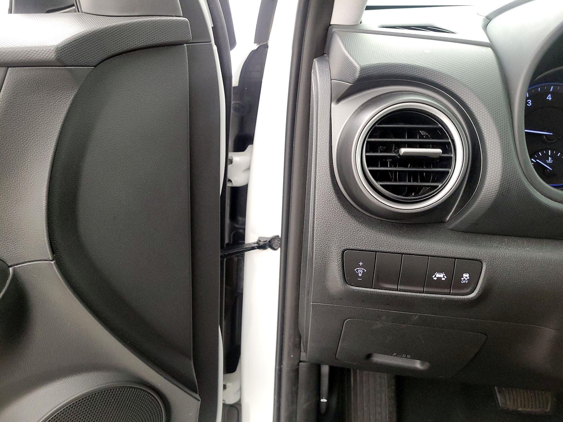 Thumbnail: 2021 Hyundai Kona - 13