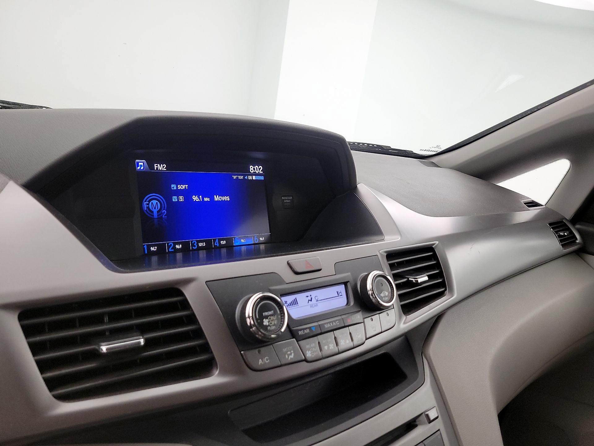 Thumbnail: 2015 Honda Odyssey - 15