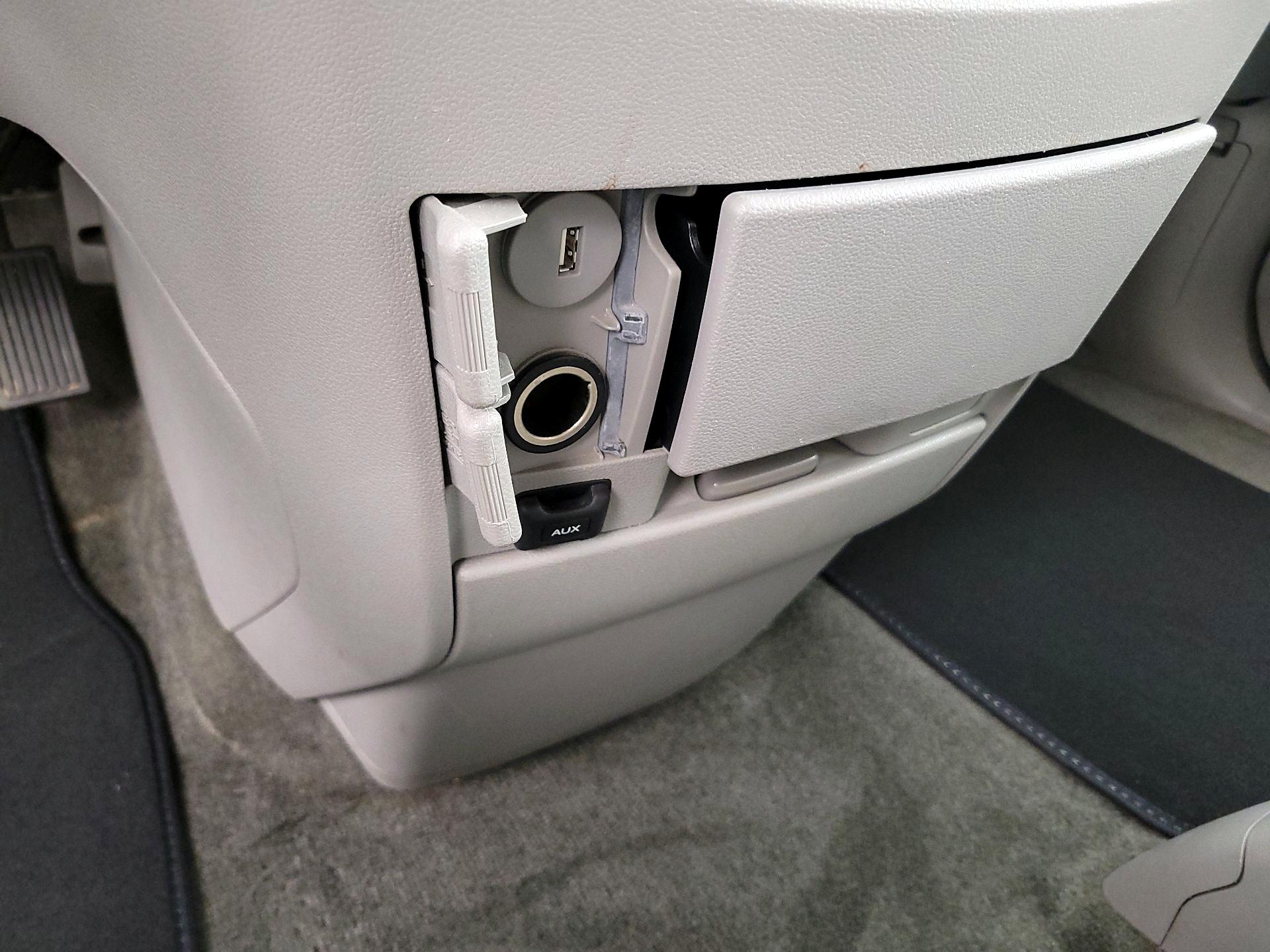 Thumbnail: 2015 Honda Odyssey - 18