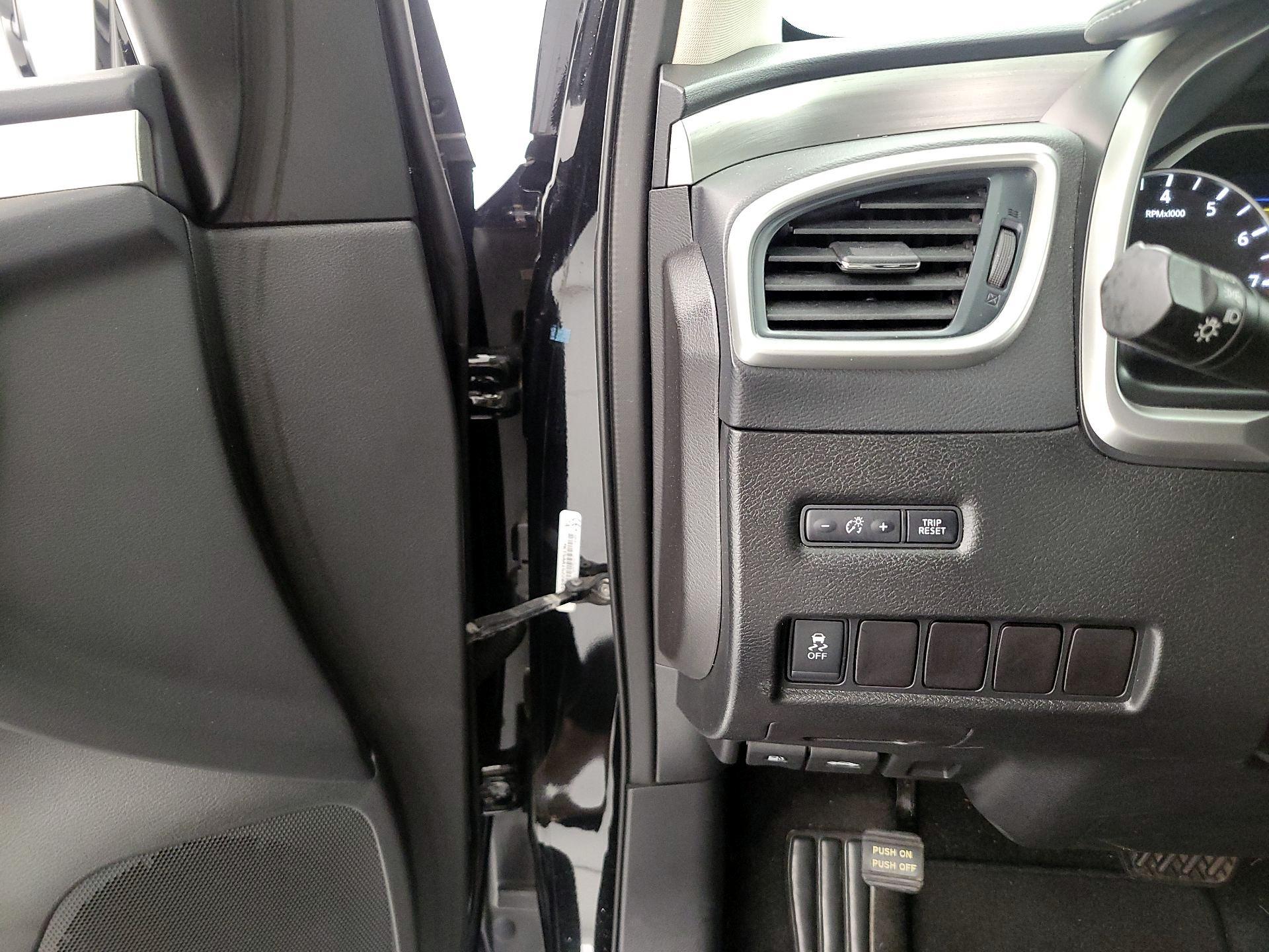 Thumbnail: 2015 Nissan Murano - 13