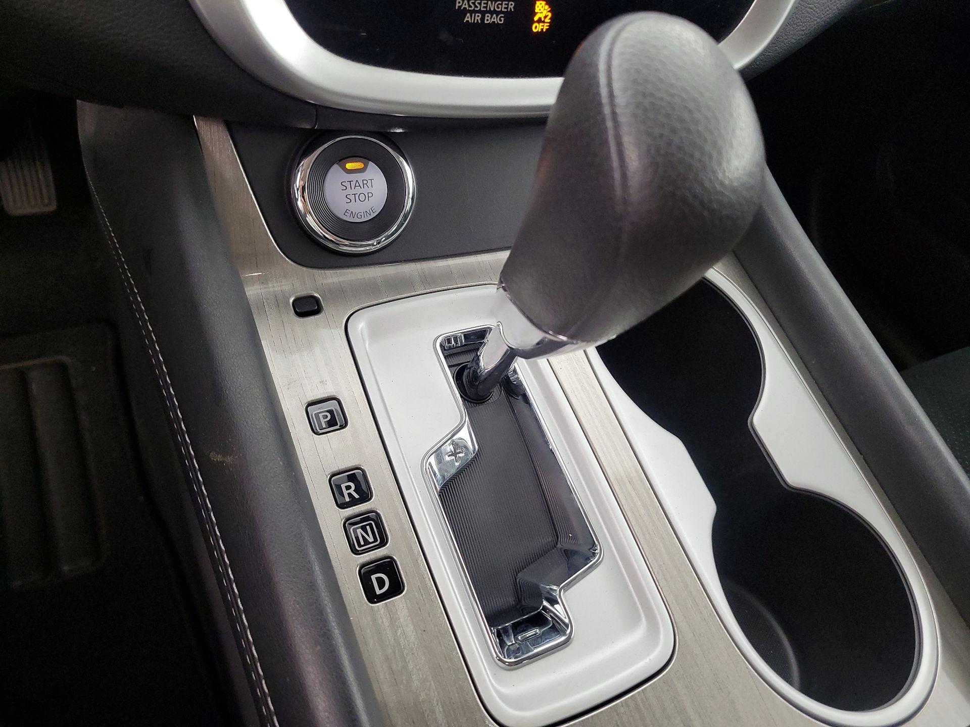 Thumbnail: 2015 Nissan Murano - 18