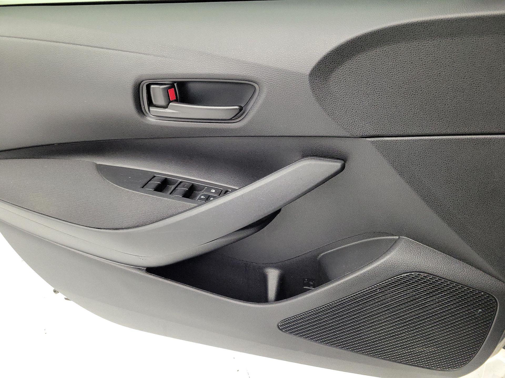 Thumbnail: 2023 Toyota Corolla - 12