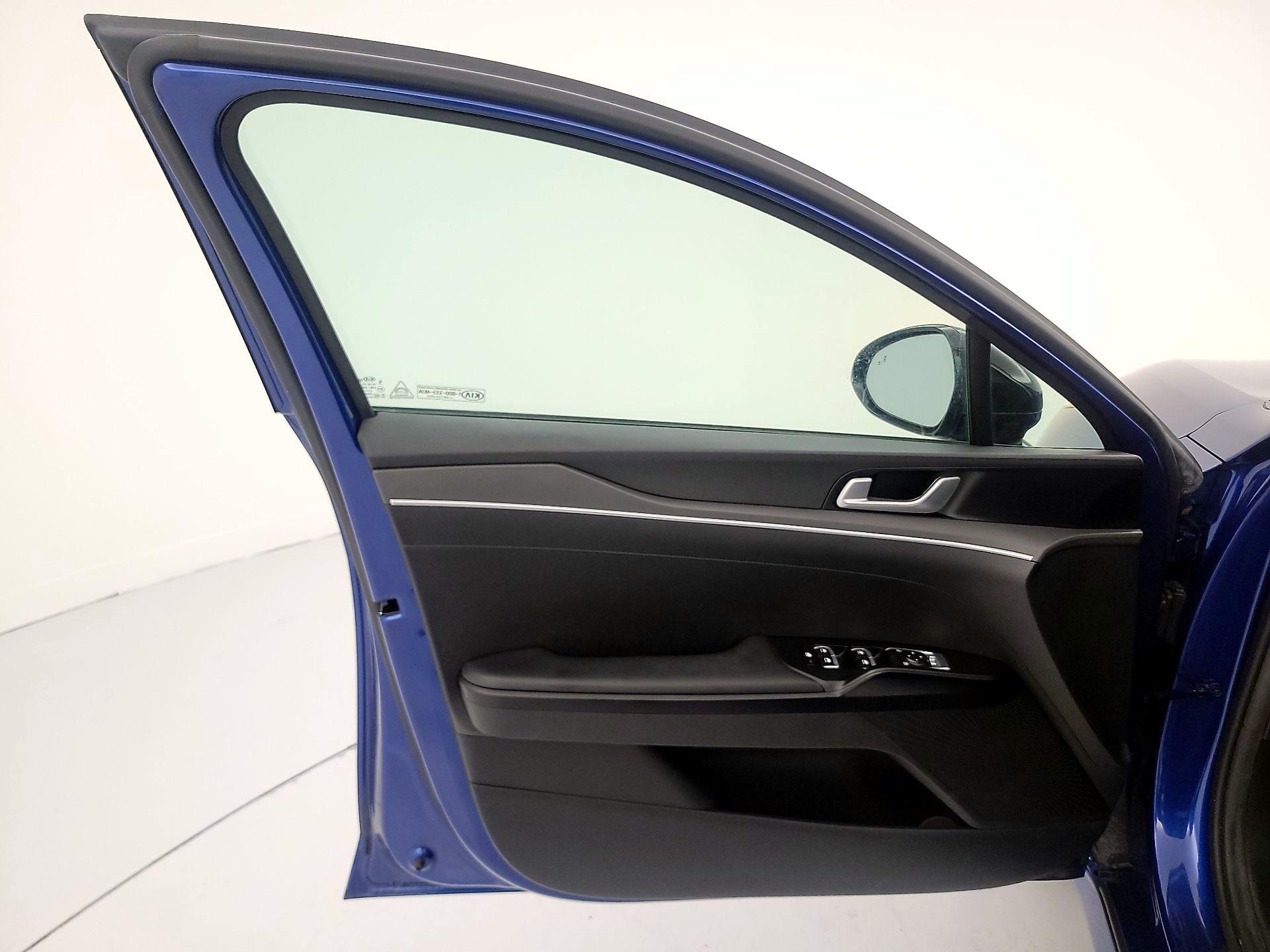 Thumbnail: 2021 Kia K5 - 12