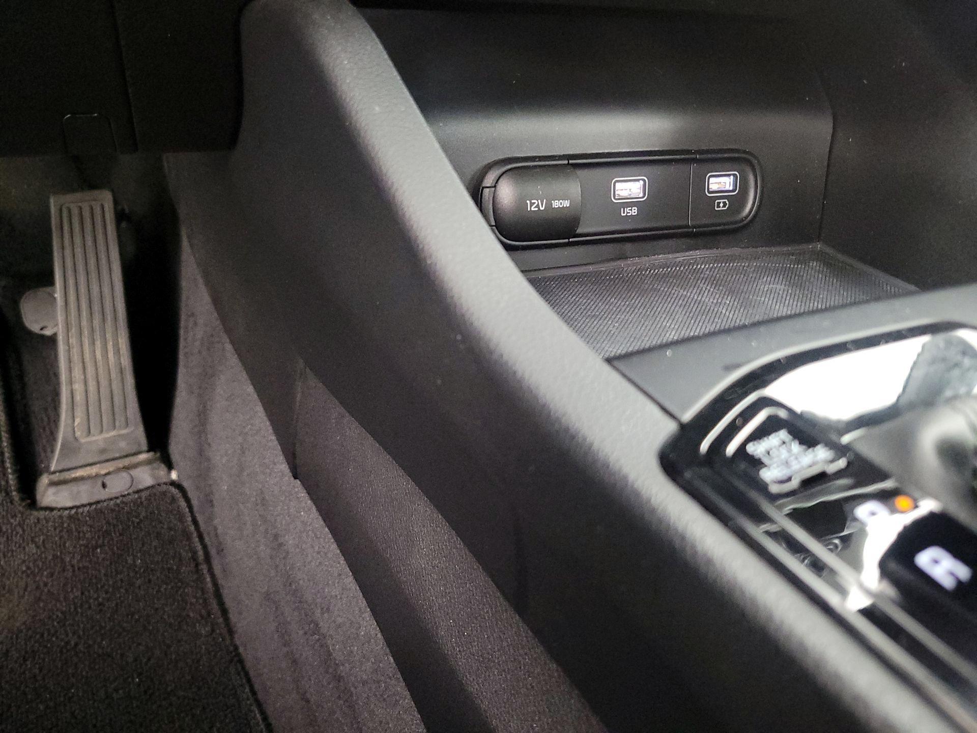 Thumbnail: 2021 Kia K5 - 18