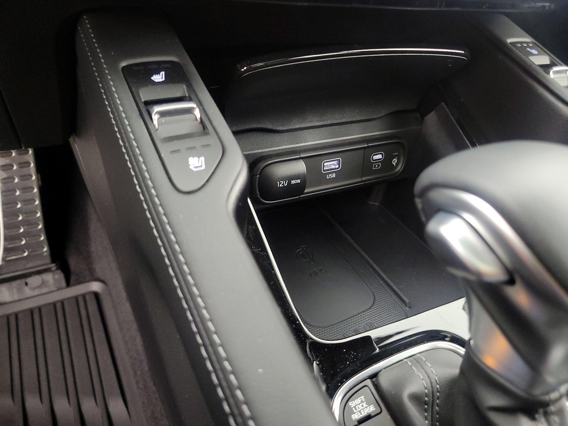 Thumbnail: 2025 Kia Telluride - 19