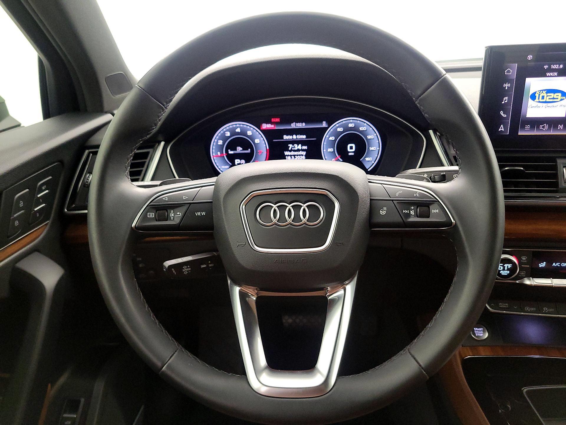 Thumbnail: 2023 Audi Q5 - 10