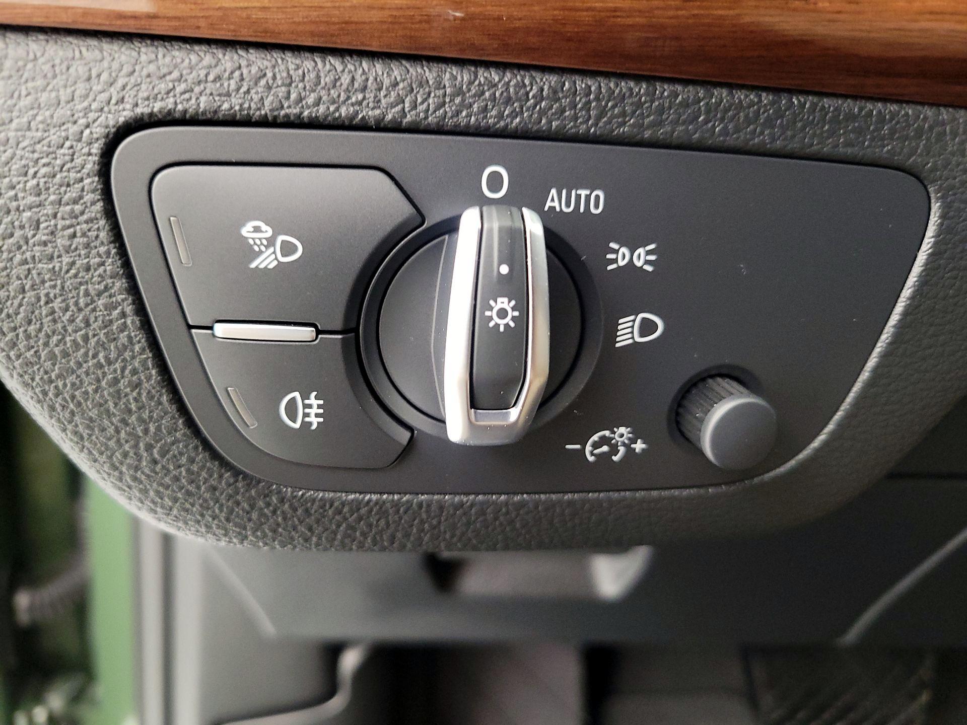 Thumbnail: 2023 Audi Q5 - 13