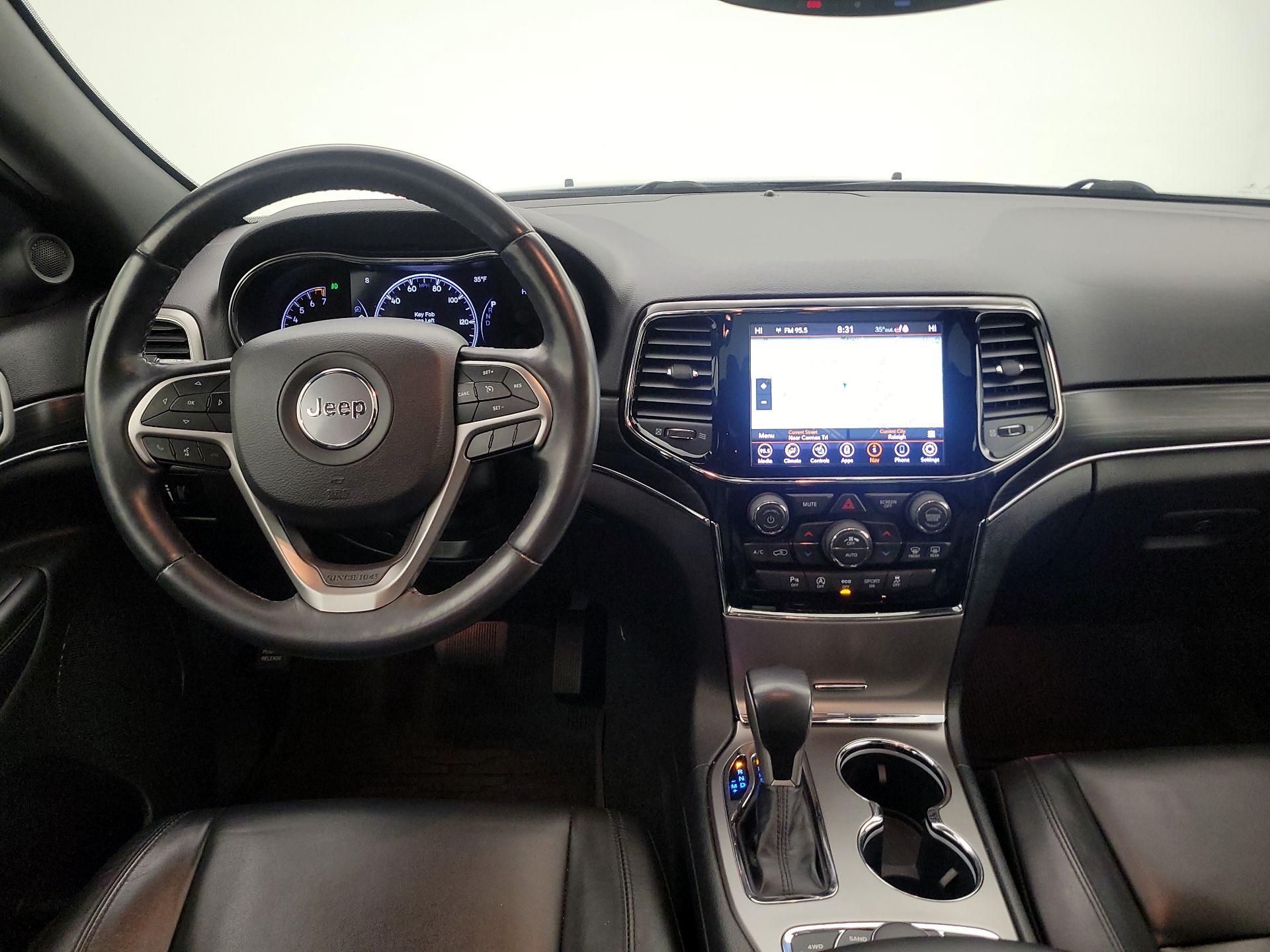 Thumbnail: 2020 Jeep Grand Cherokee - 10