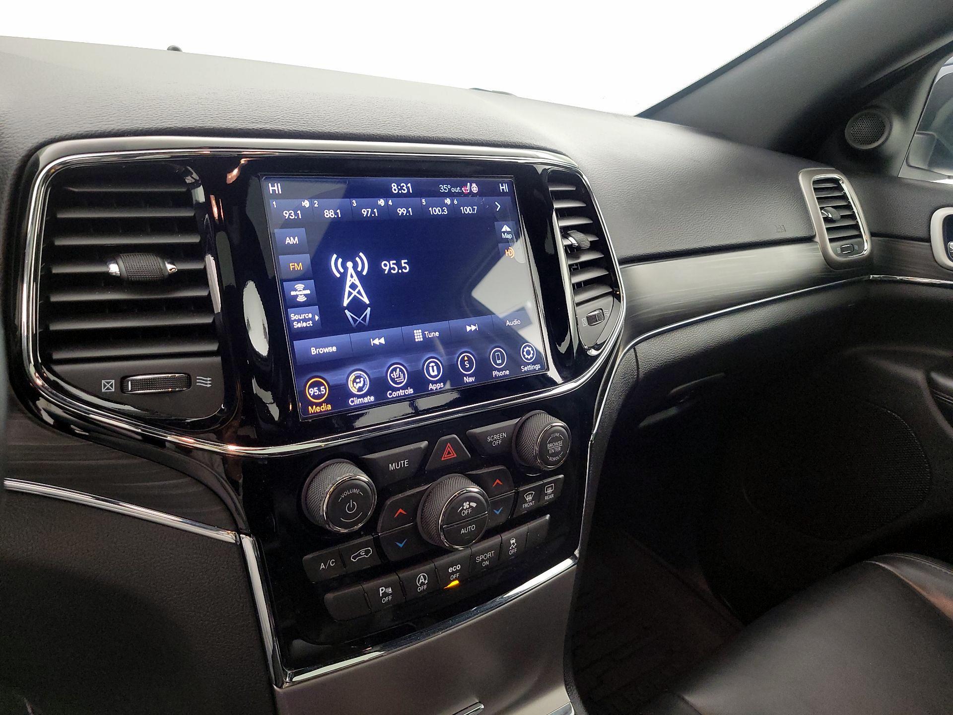 Thumbnail: 2020 Jeep Grand Cherokee - 16