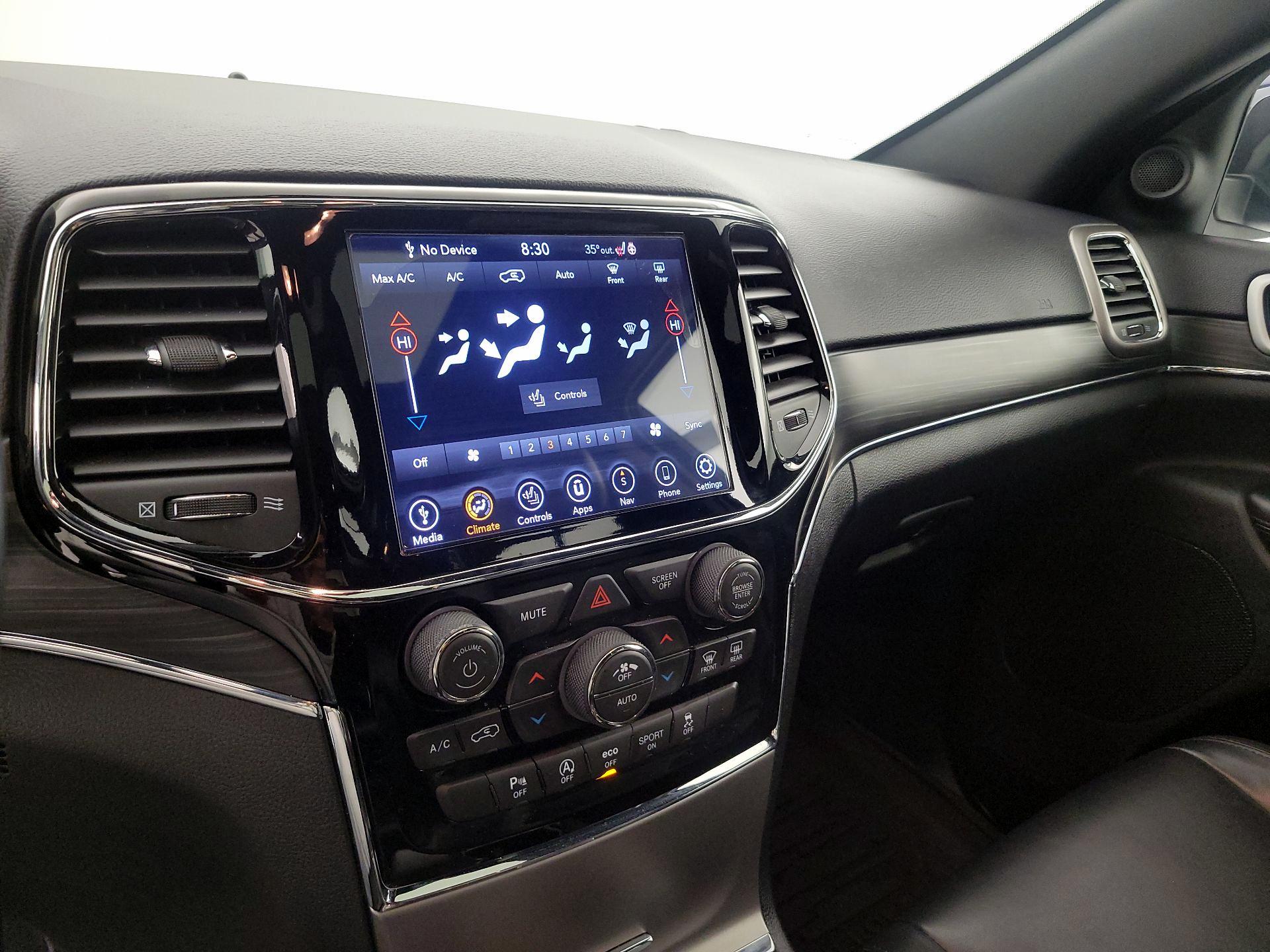 Thumbnail: 2020 Jeep Grand Cherokee - 17