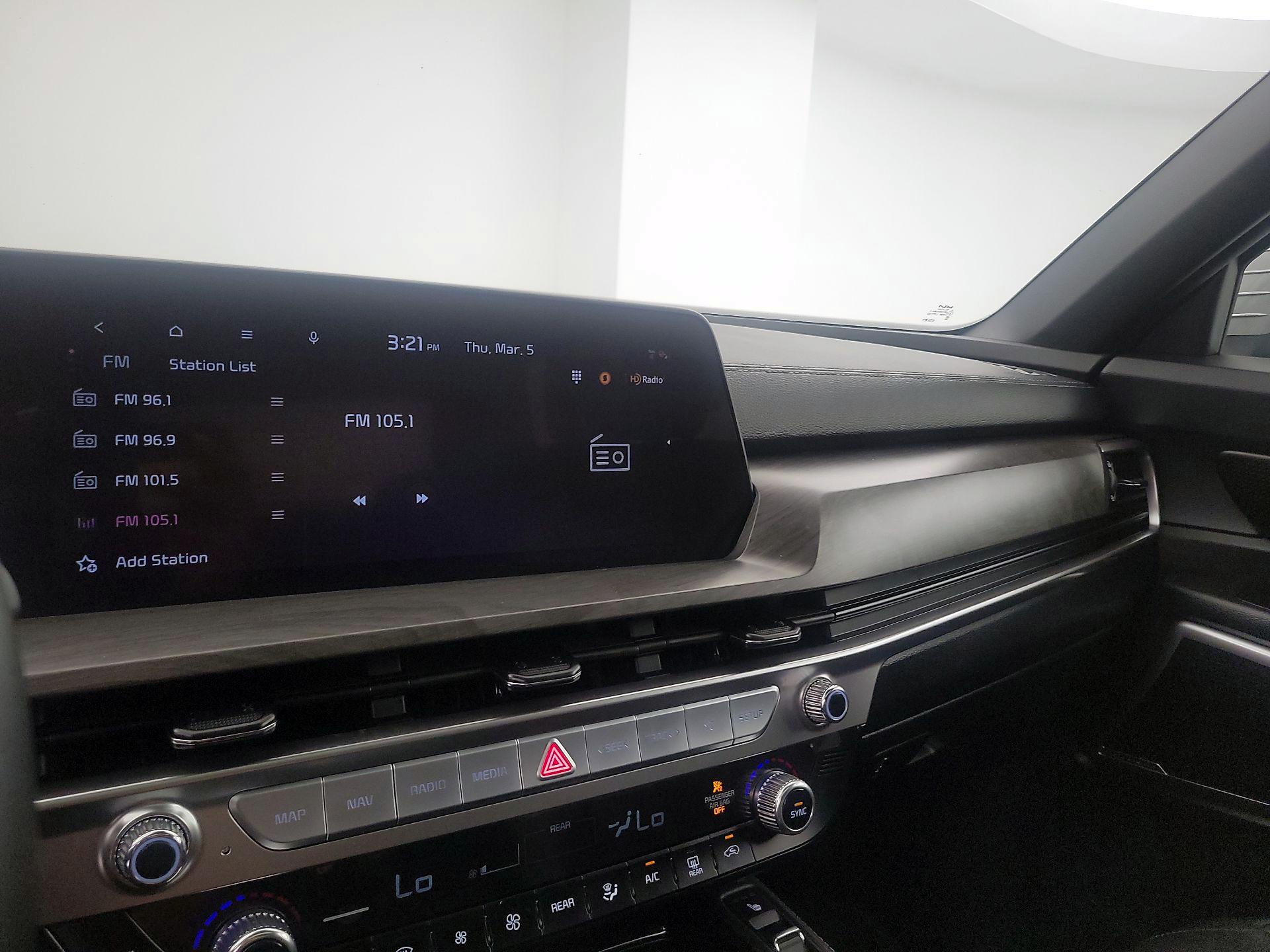 Thumbnail: 2025 Kia Telluride - 16