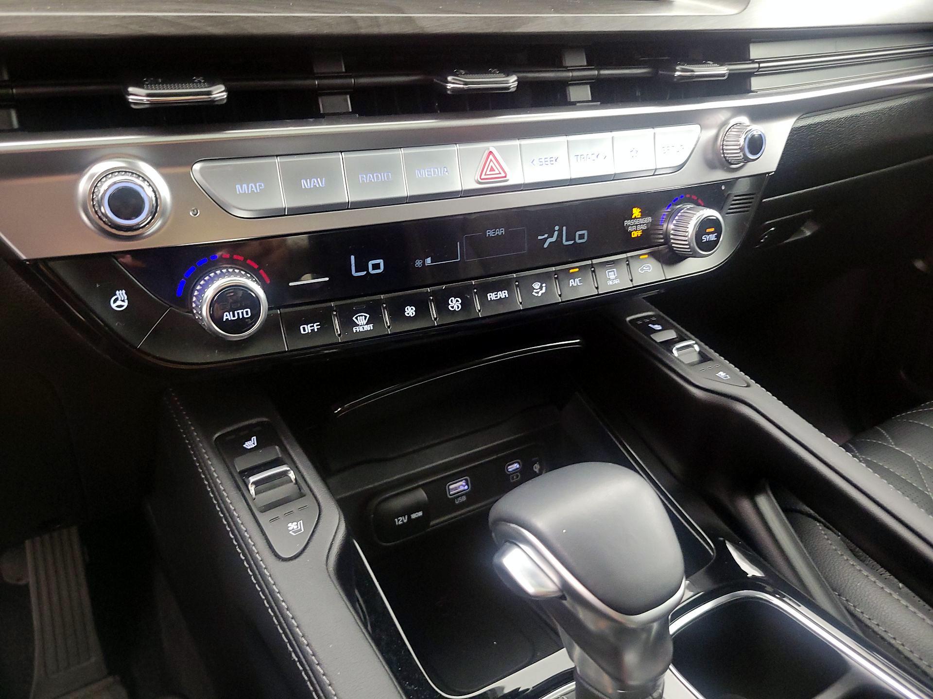 Thumbnail: 2025 Kia Telluride - 17