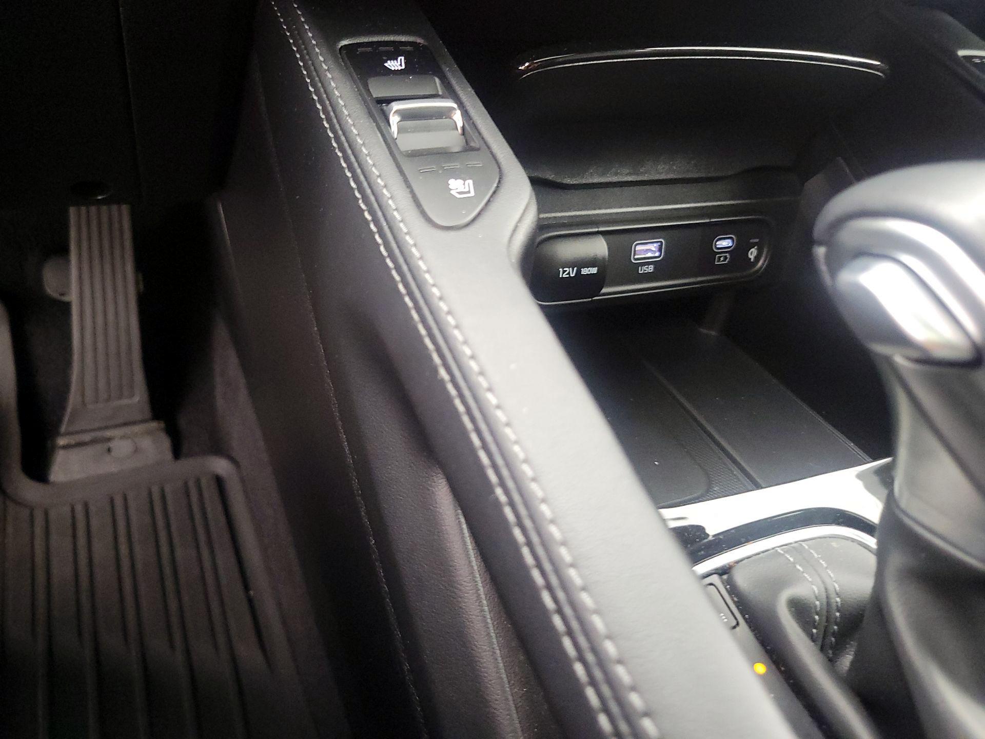 Thumbnail: 2025 Kia Telluride - 19