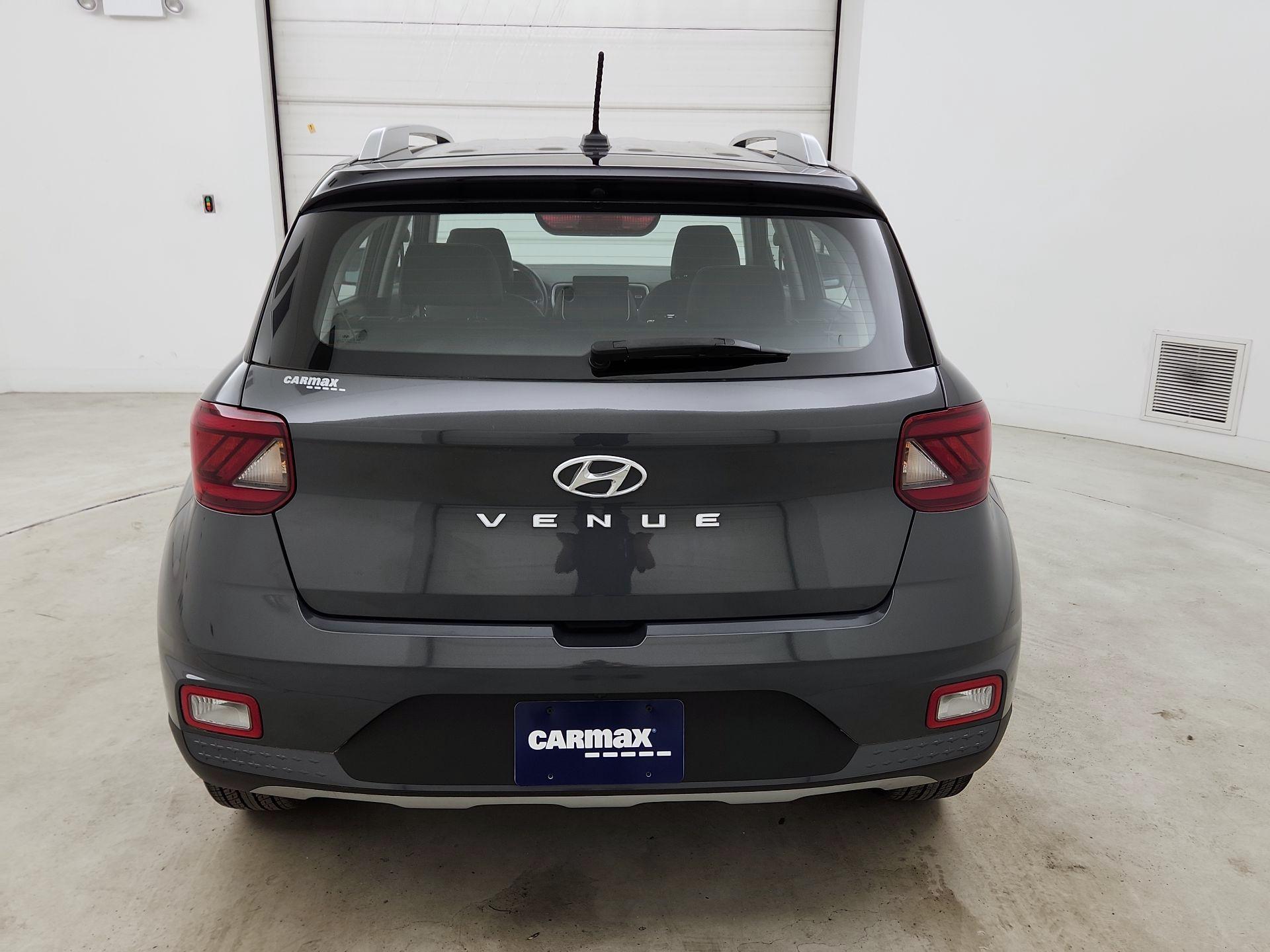 Thumbnail: 2023 Hyundai Venue - 6