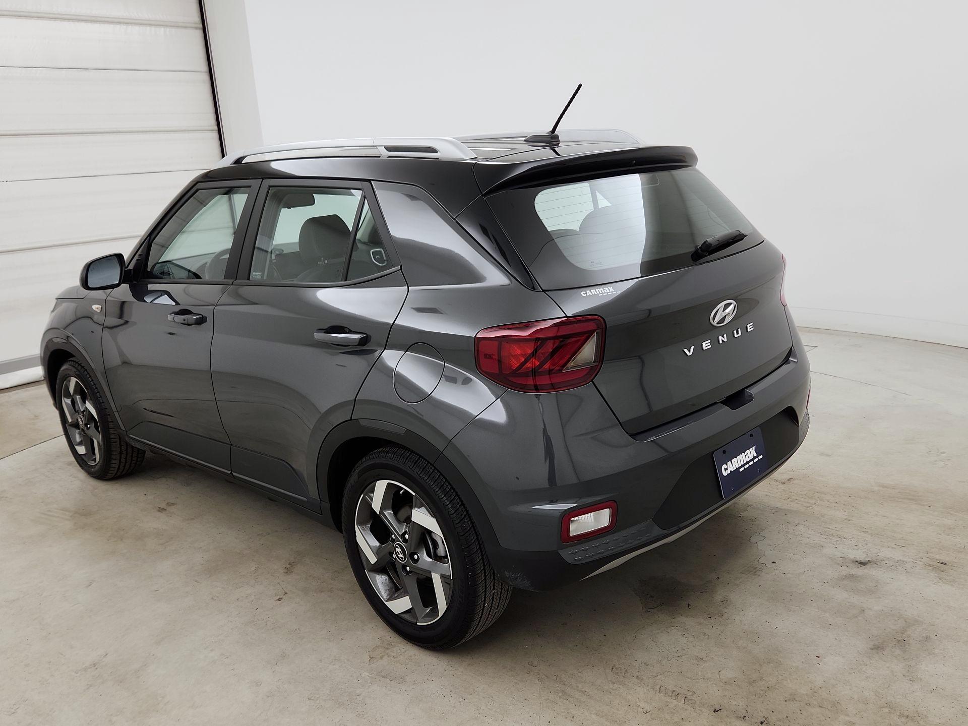 Thumbnail: 2023 Hyundai Venue - 7