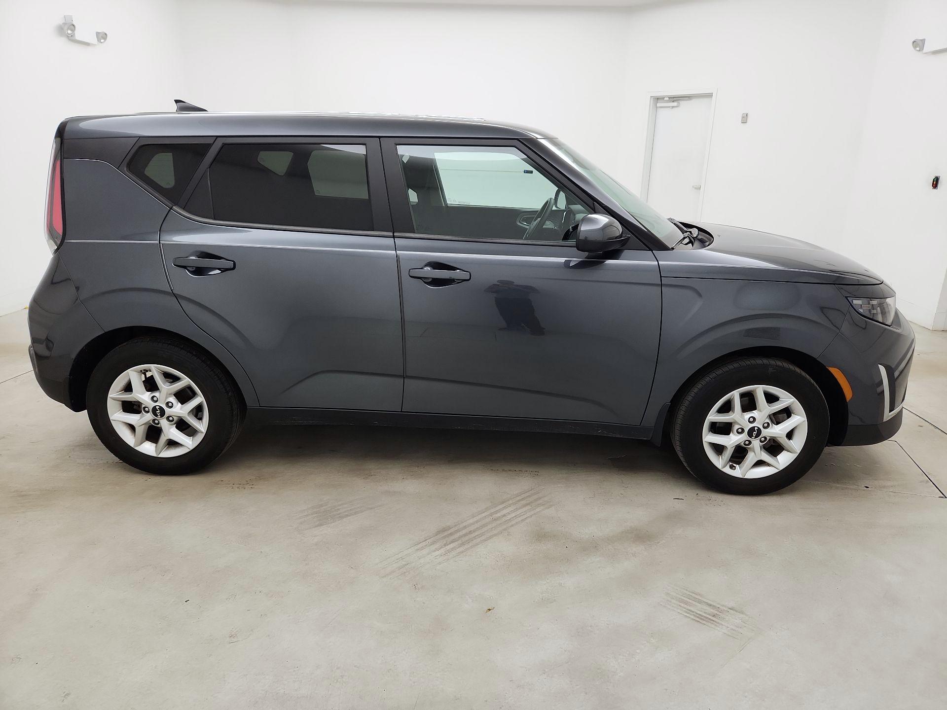 Thumbnail: 2023 Kia Soul - 4