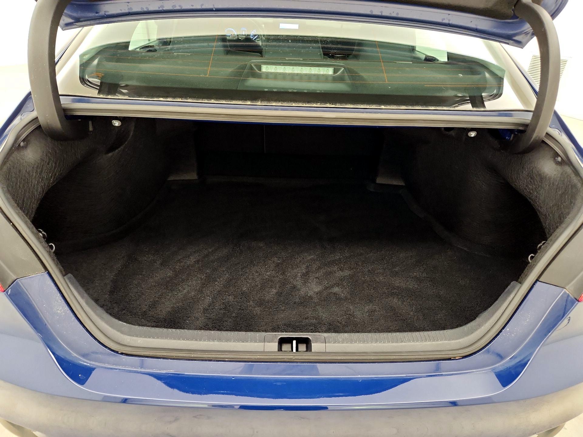 Thumbnail: 2023 Toyota Camry - 18