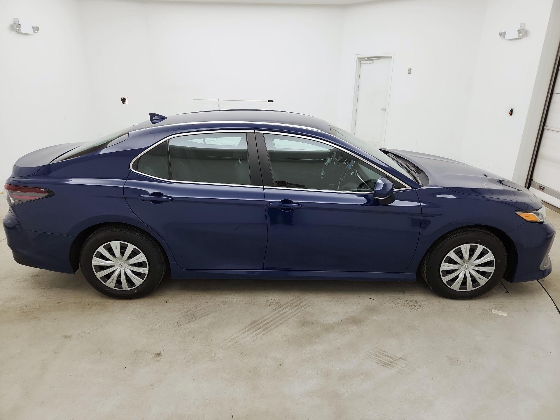 Thumbnail: 2023 Toyota Camry - 4